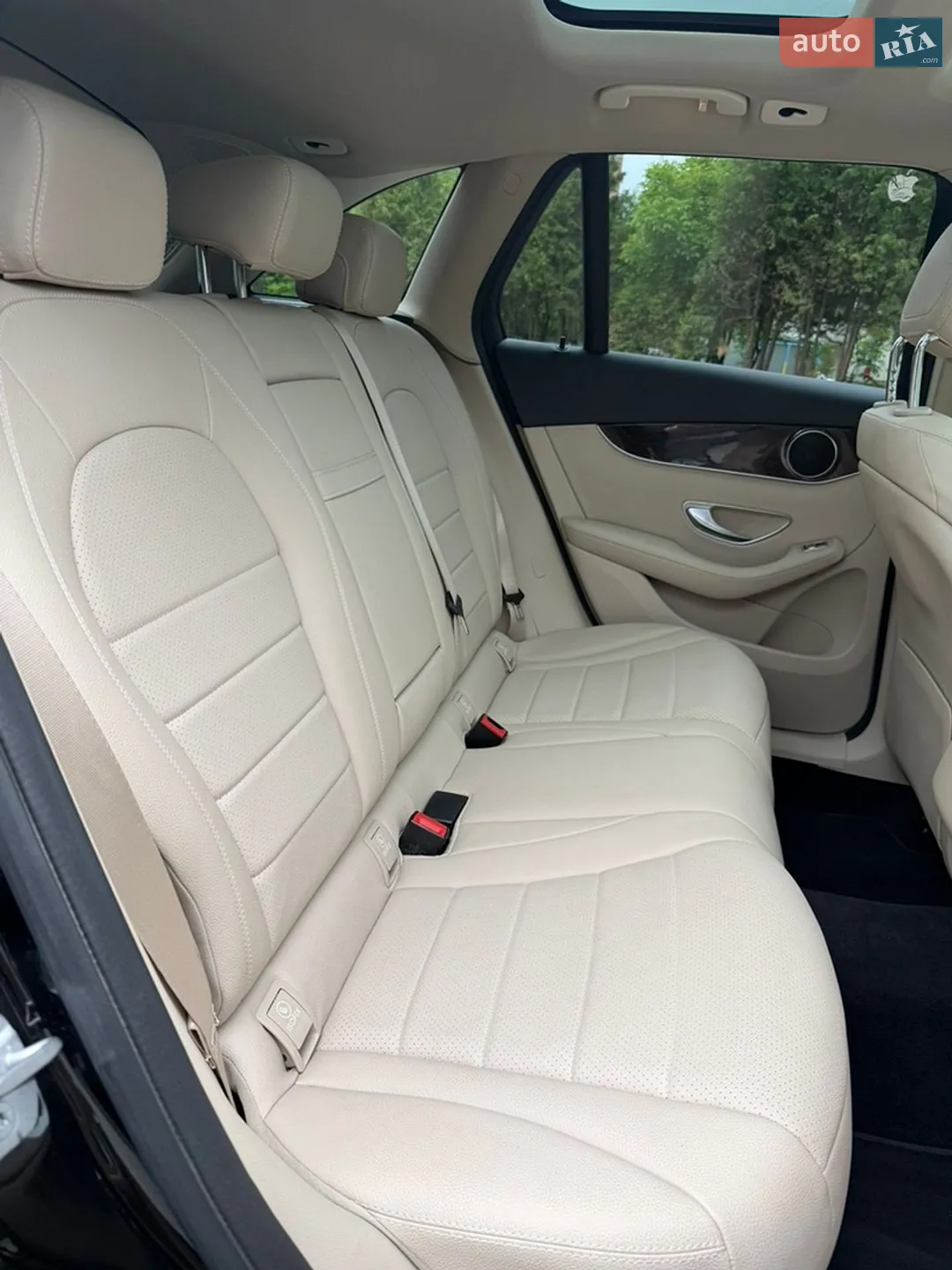 2019 Mercedes-Benz GLC - мініатюра 14