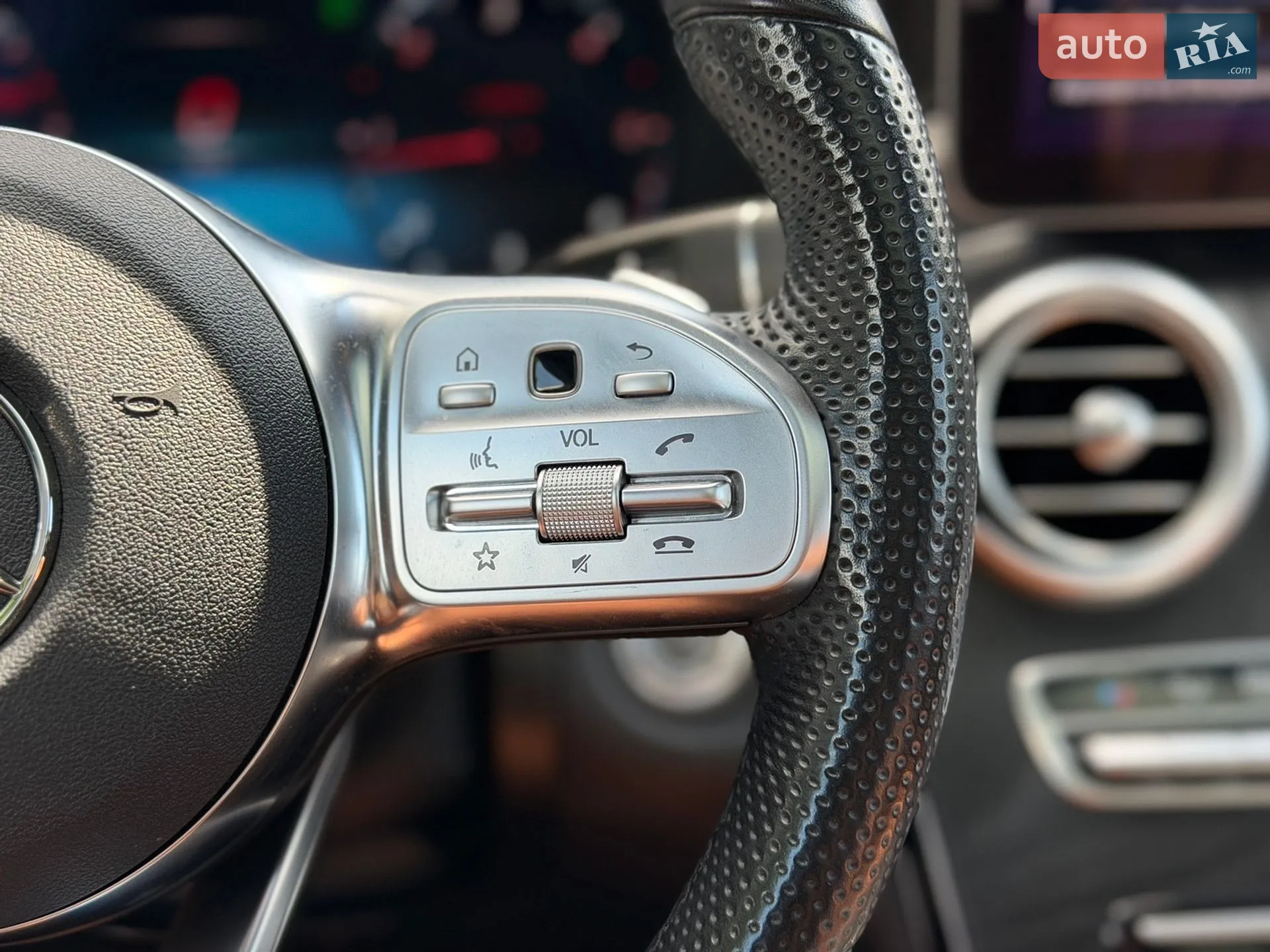 2020 Mercedes-Benz GLC - мініатюра 18