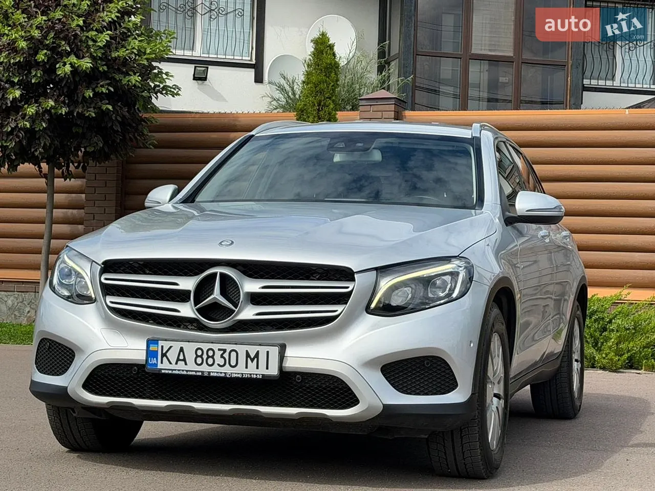 2016 Mercedes-Benz GLC - мініатюра 27