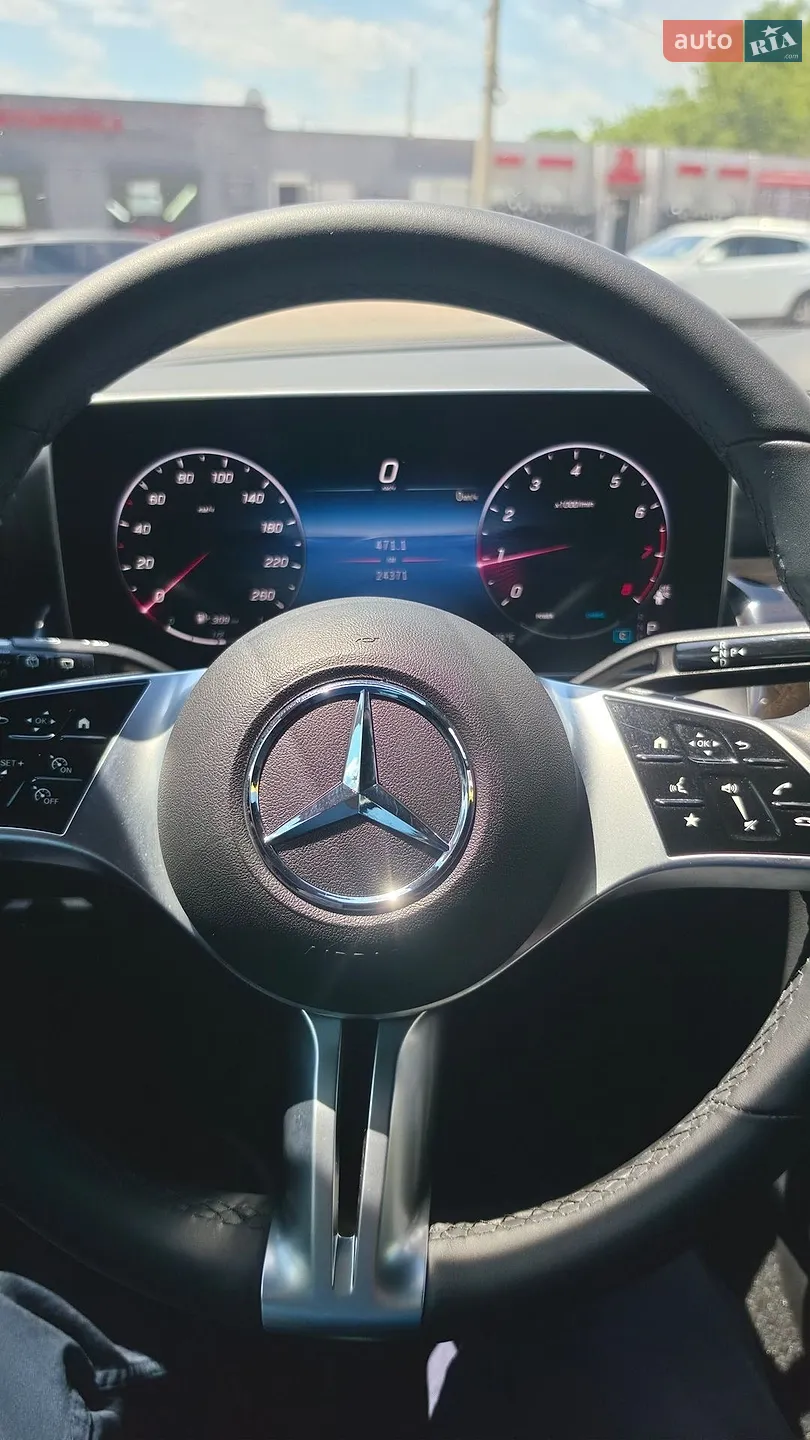 2024 Mercedes-Benz GLC - мініатюра 17