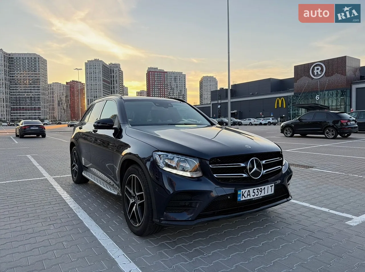 2019 Mercedes-Benz GLC - мініатюра 17