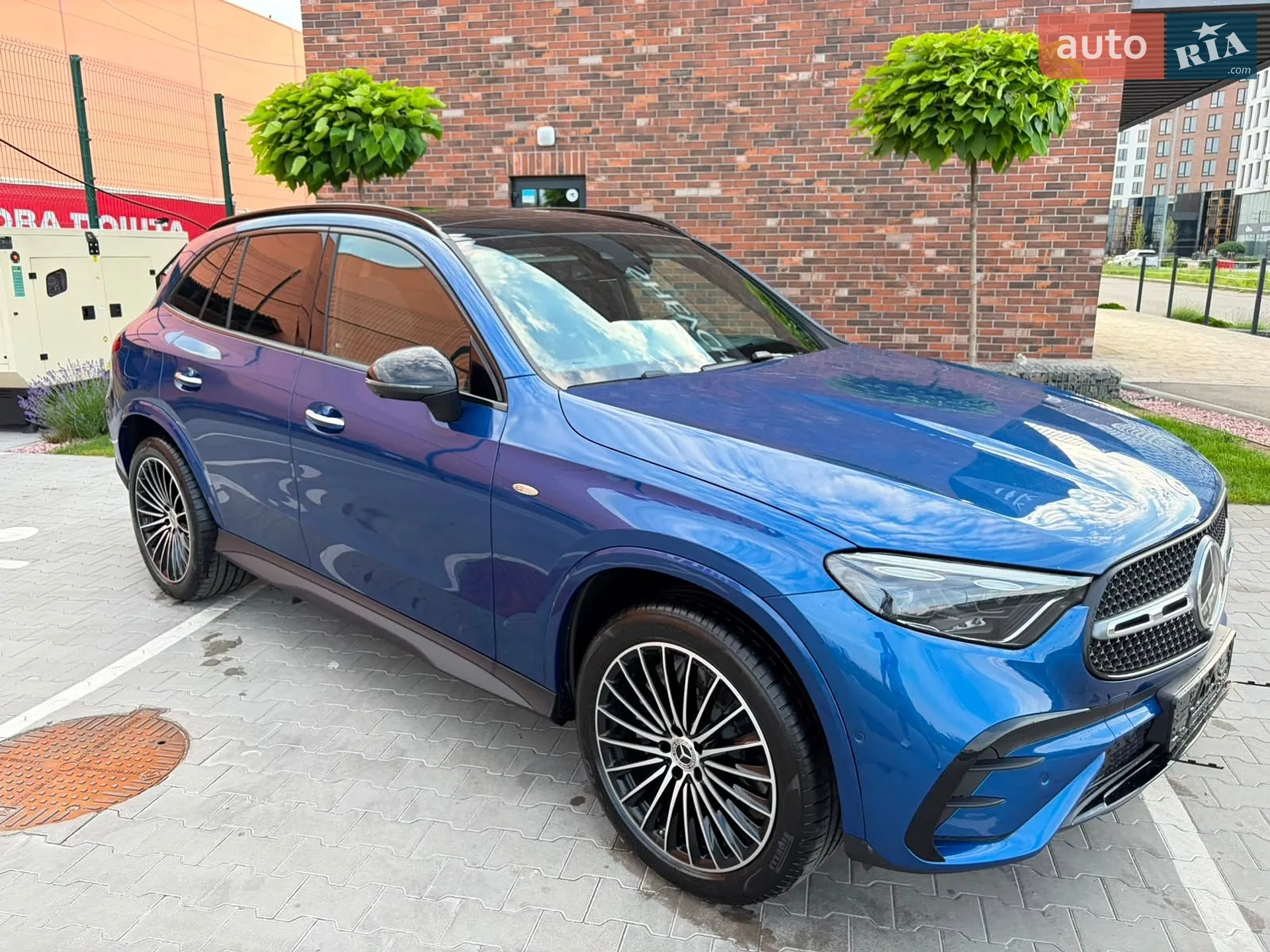 2025 Mercedes-Benz GLC - мініатюра 13