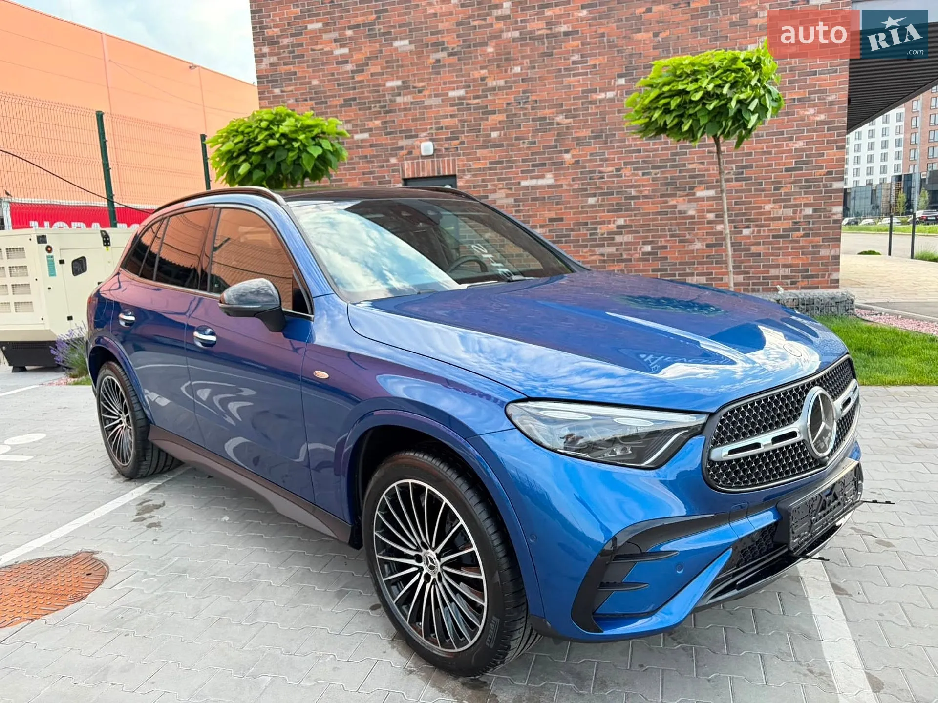 2025 Mercedes-Benz GLC - мініатюра 29