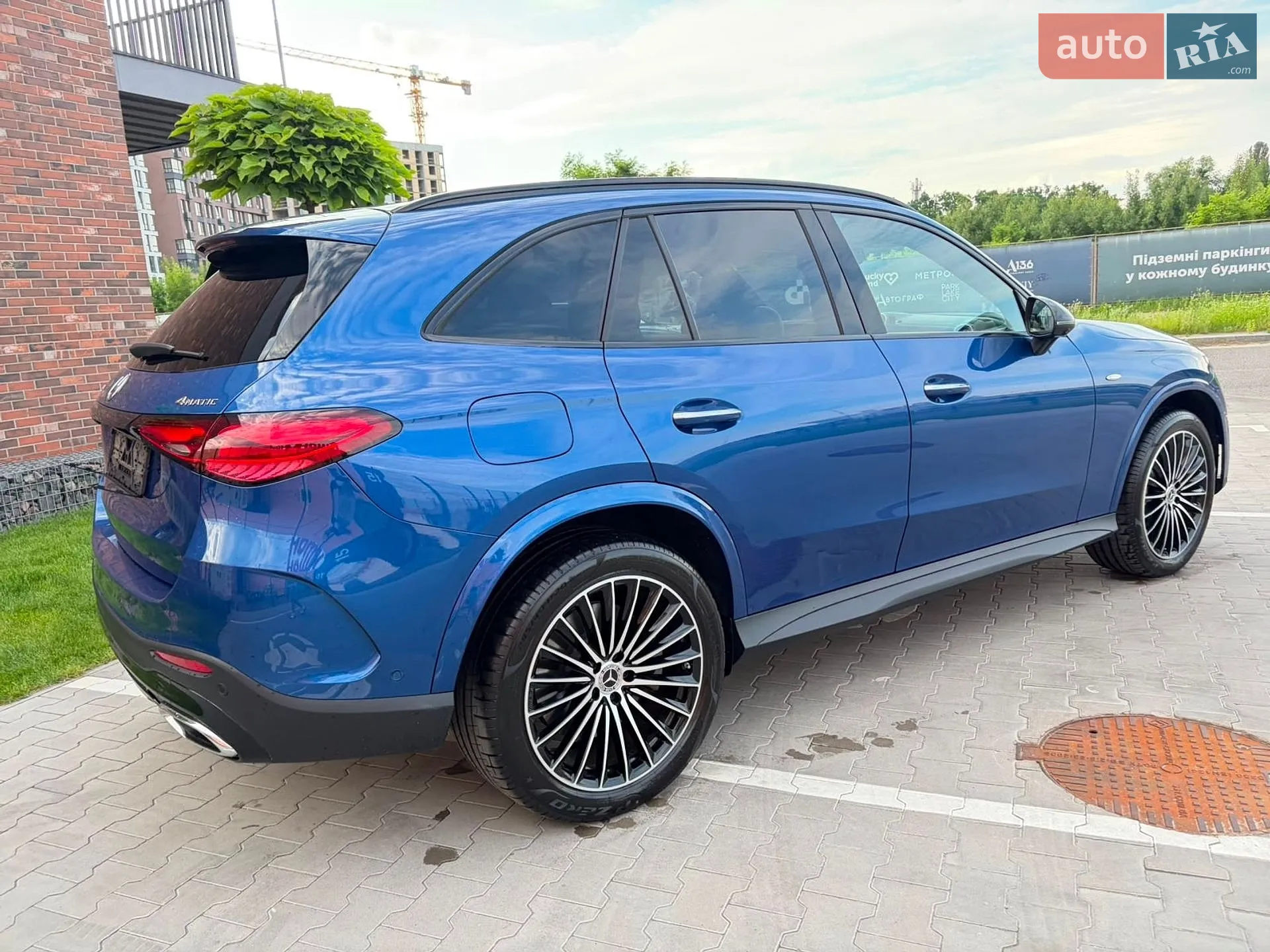 2025 Mercedes-Benz GLC - мініатюра 47