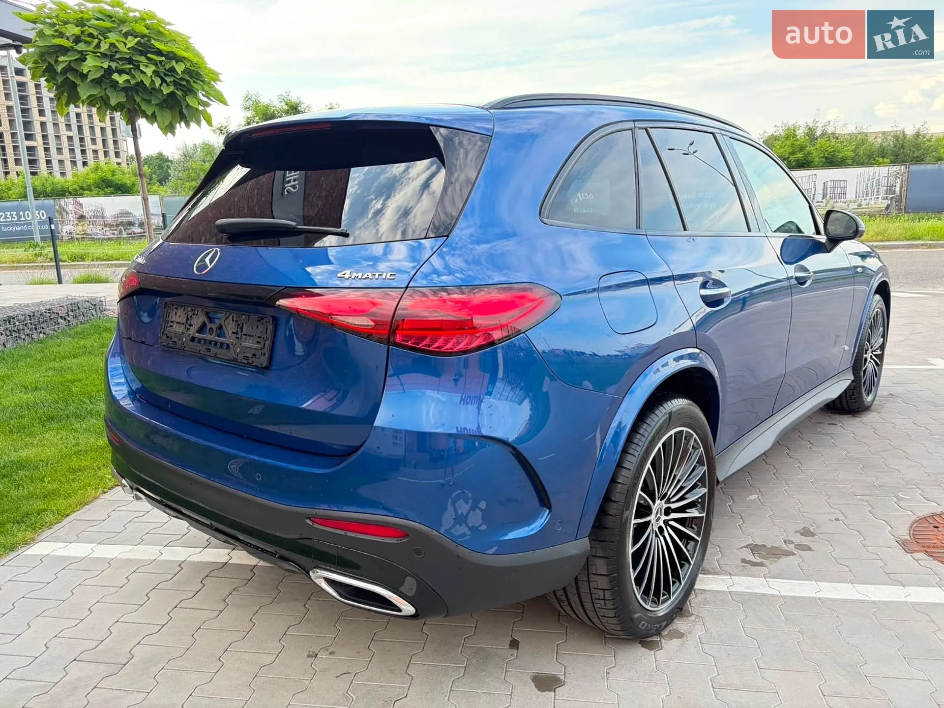 2025 Mercedes-Benz GLC - мініатюра 51