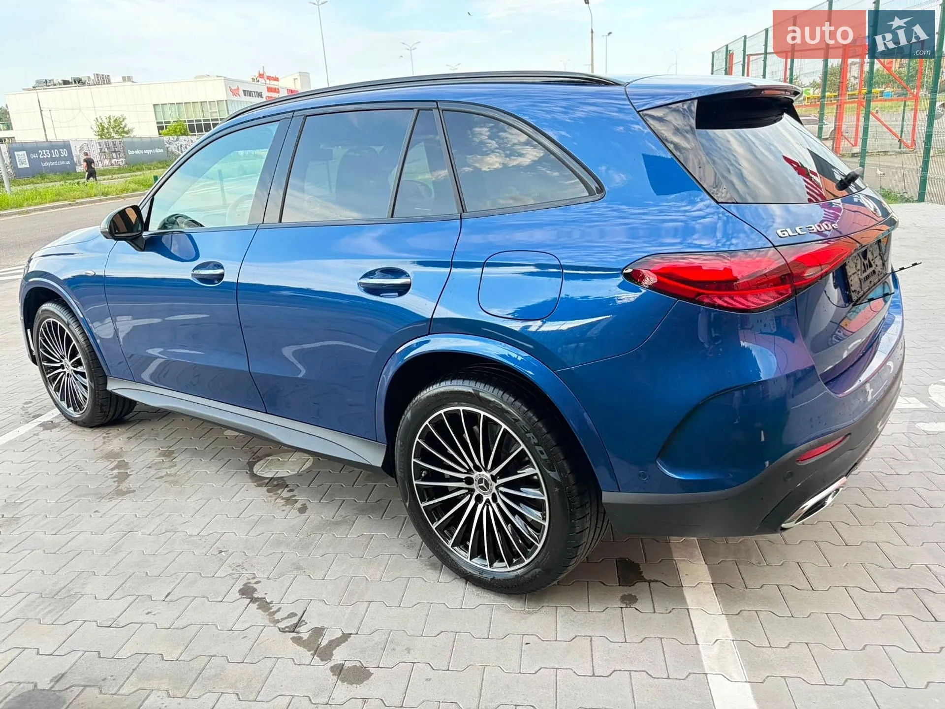 2025 Mercedes-Benz GLC - мініатюра 63