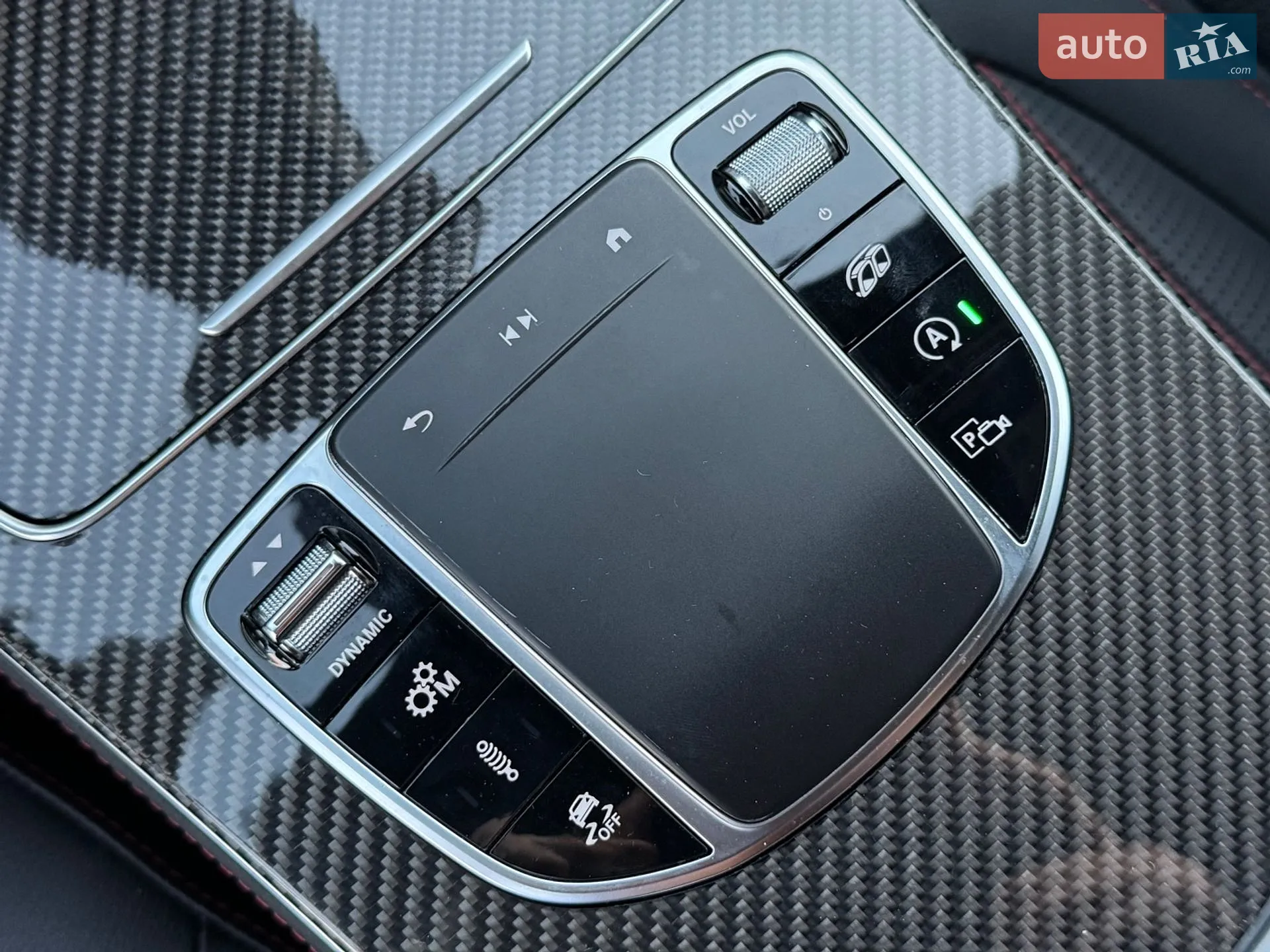 2019 Mercedes-Benz GLC - мініатюра 30