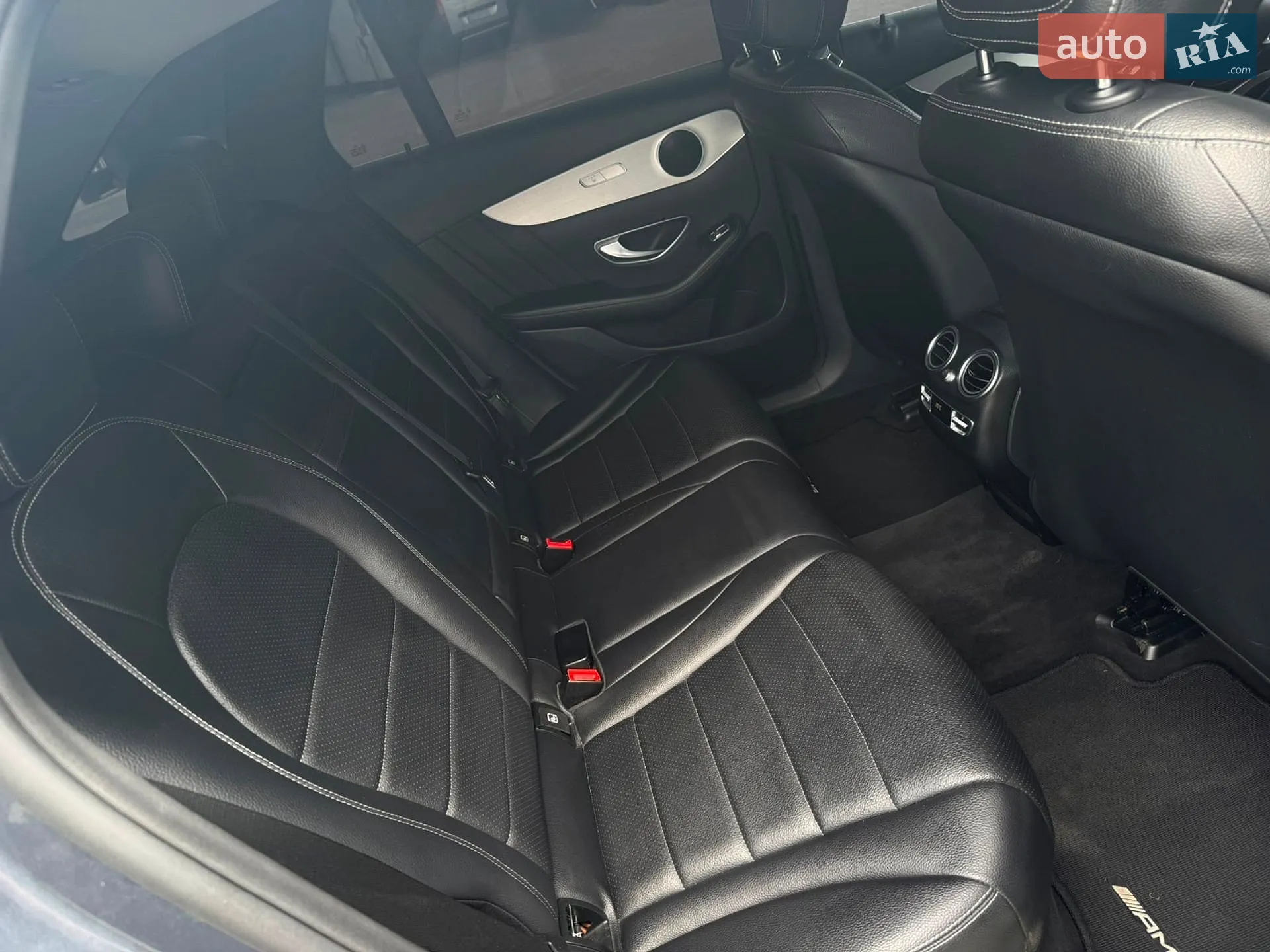 2016 Mercedes-Benz GLC - мініатюра 26