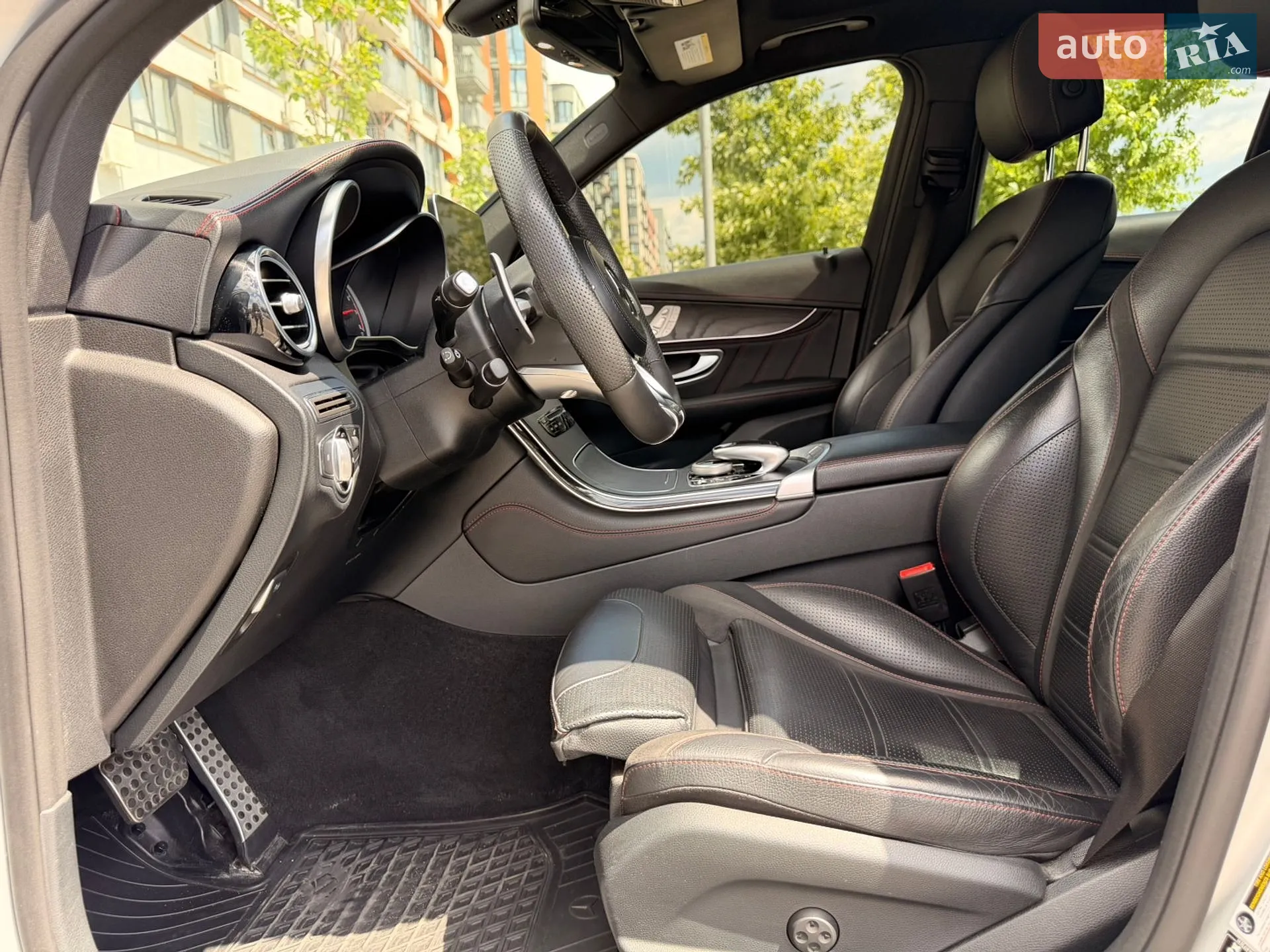 2016 Mercedes-Benz GLC - мініатюра 20