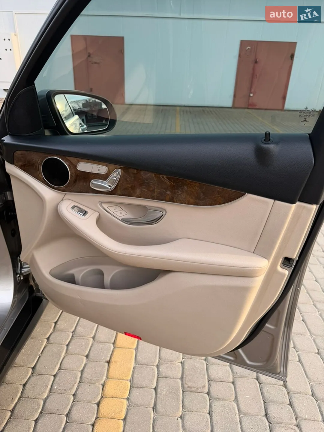 2018 Mercedes-Benz GLC - мініатюра 28