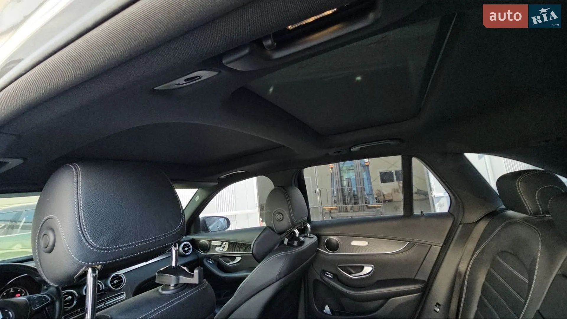 2017 Mercedes-Benz GLC - мініатюра 11