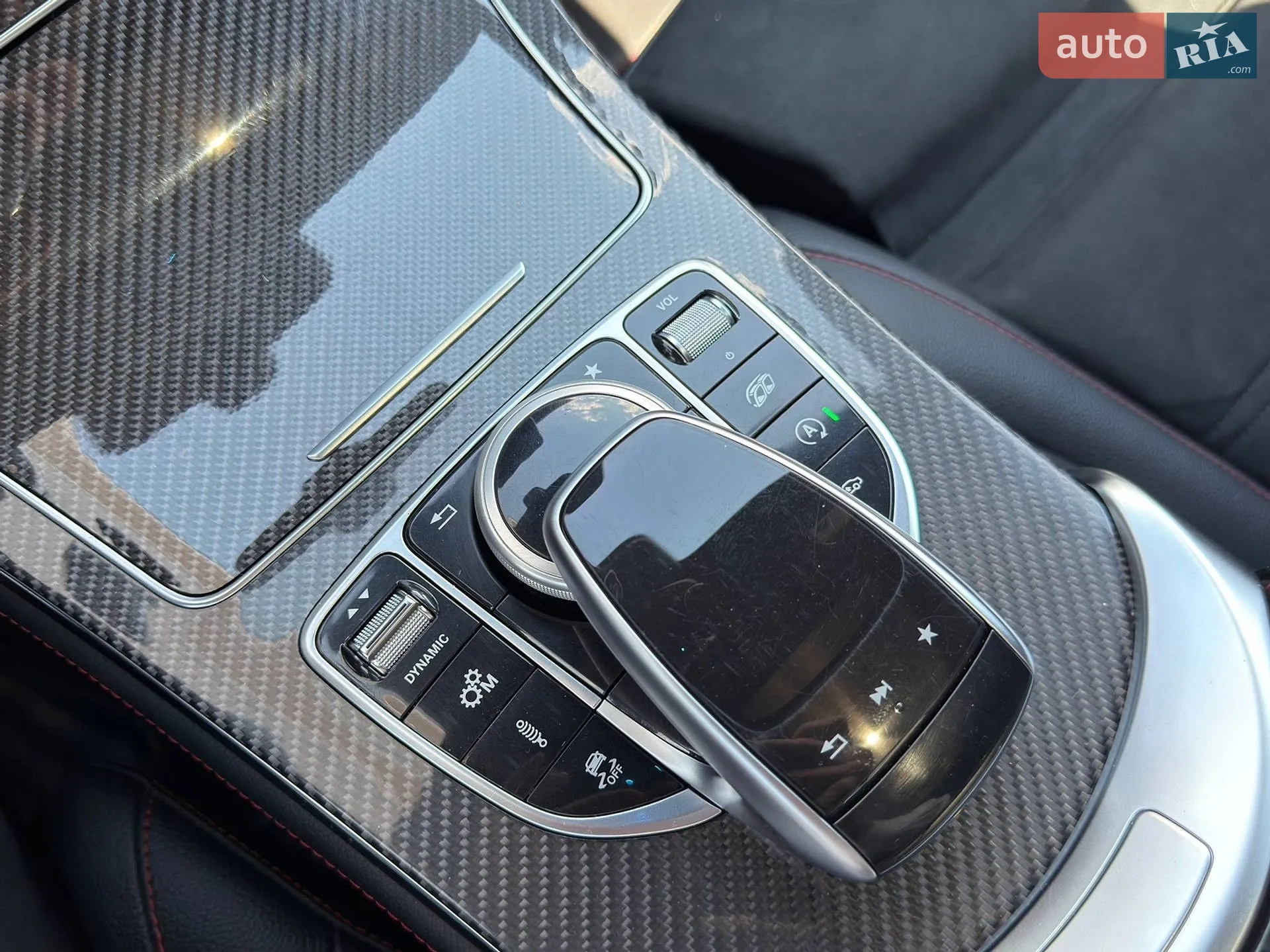 2019 Mercedes-Benz GLC - мініатюра 33