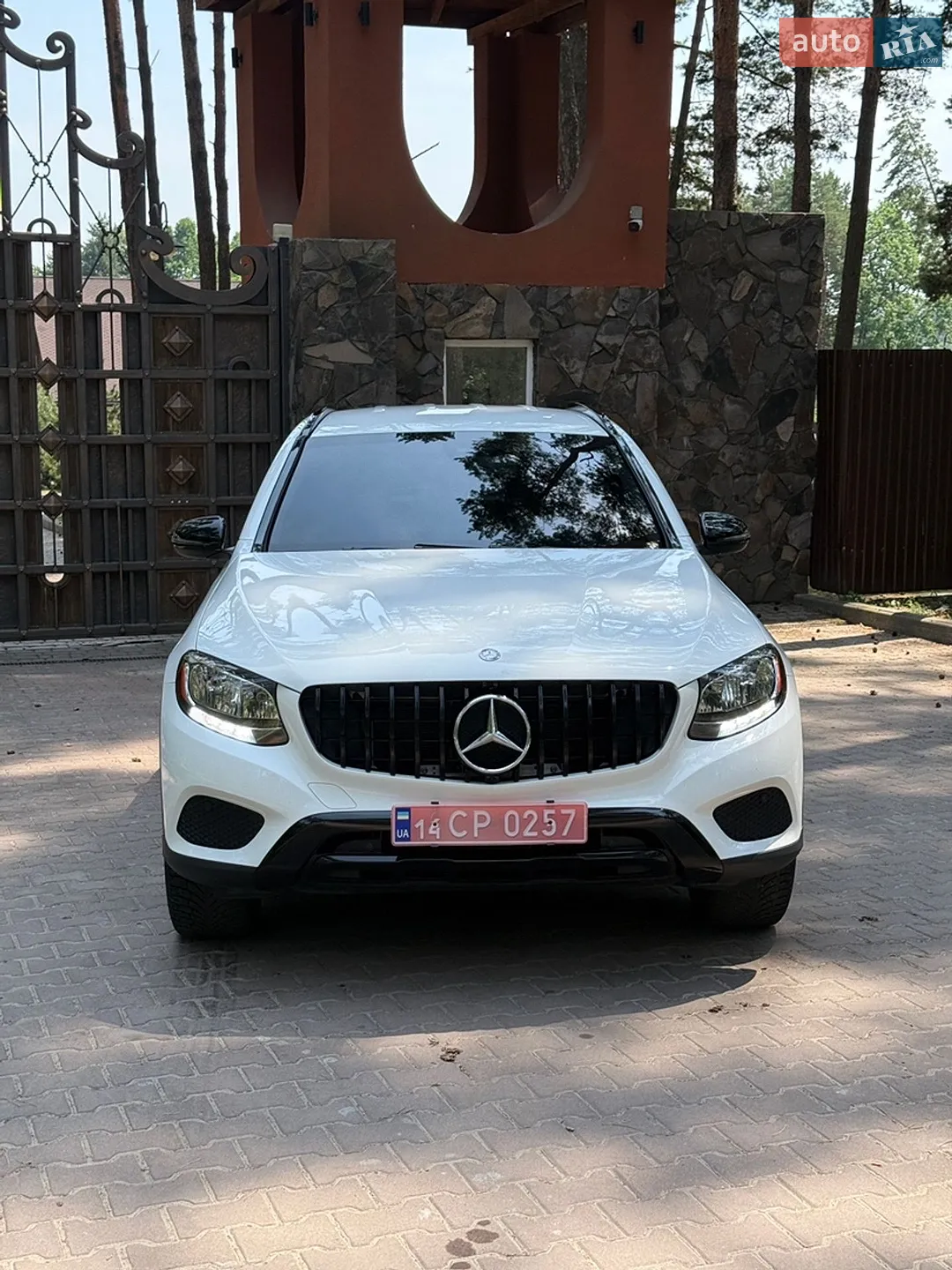 2016 Mercedes-Benz GLC - мініатюра 3