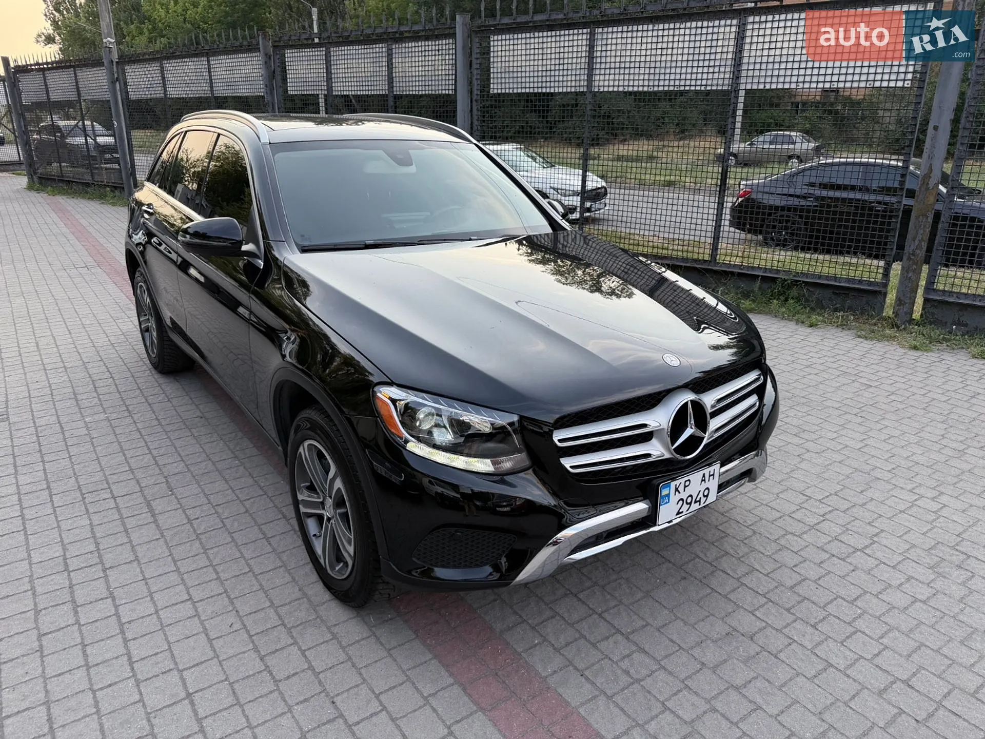 2015 Mercedes-Benz GLC - мініатюра 3