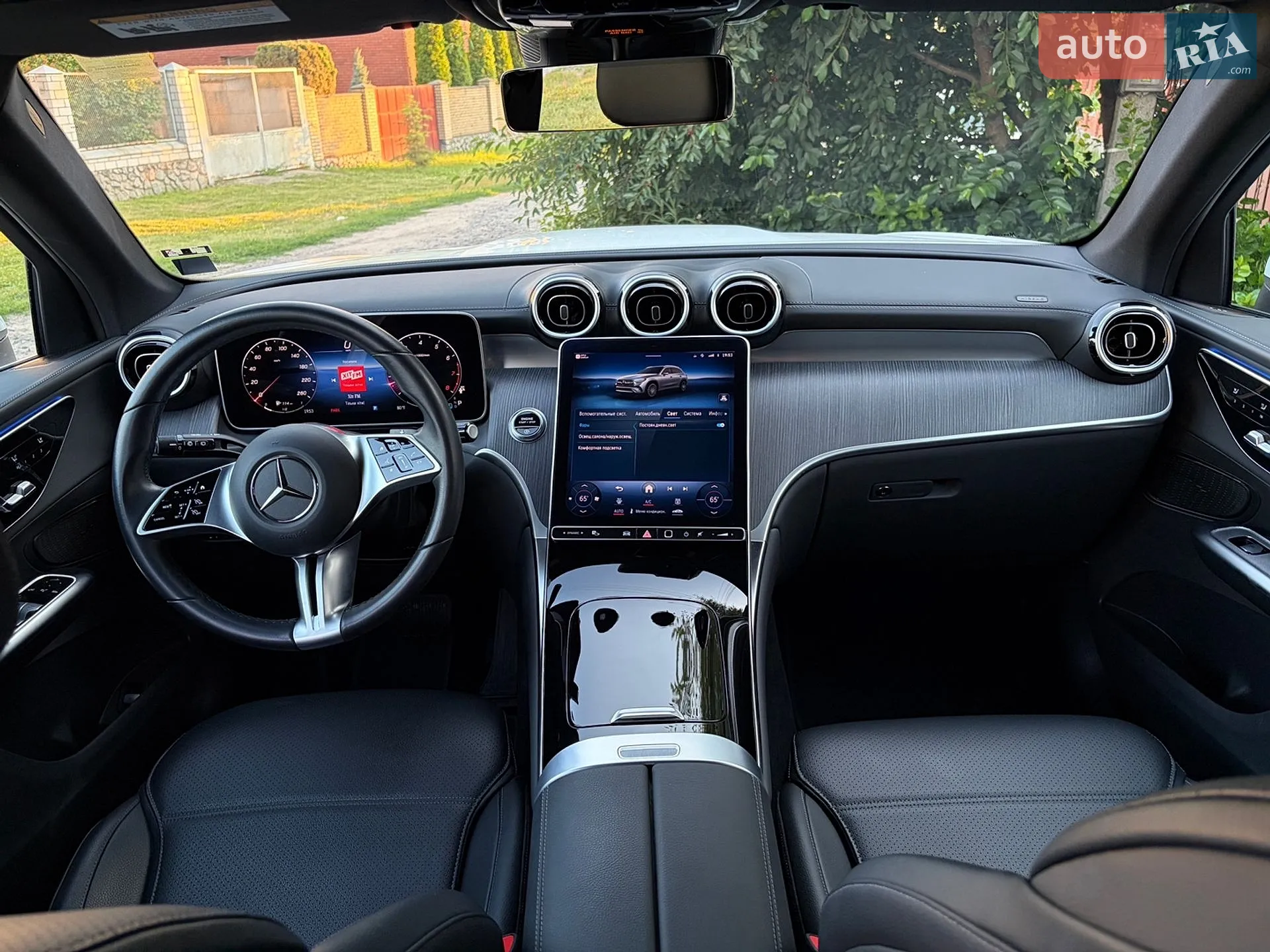 2024 Mercedes-Benz GLC - мініатюра 17