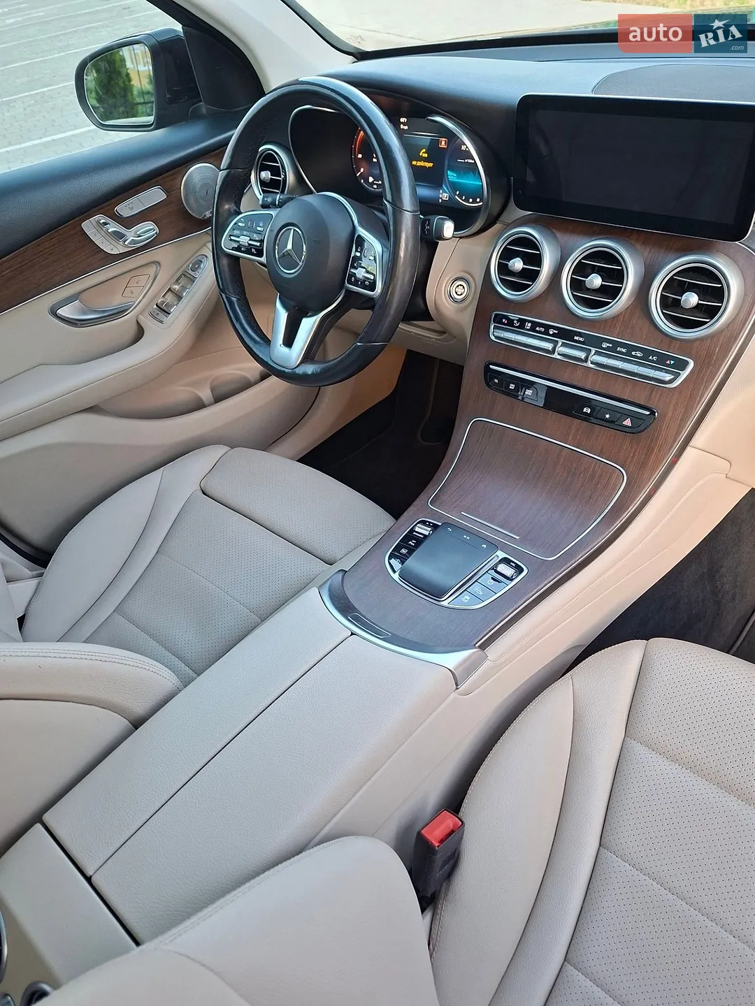 2020 Mercedes-Benz GLC - мініатюра 16