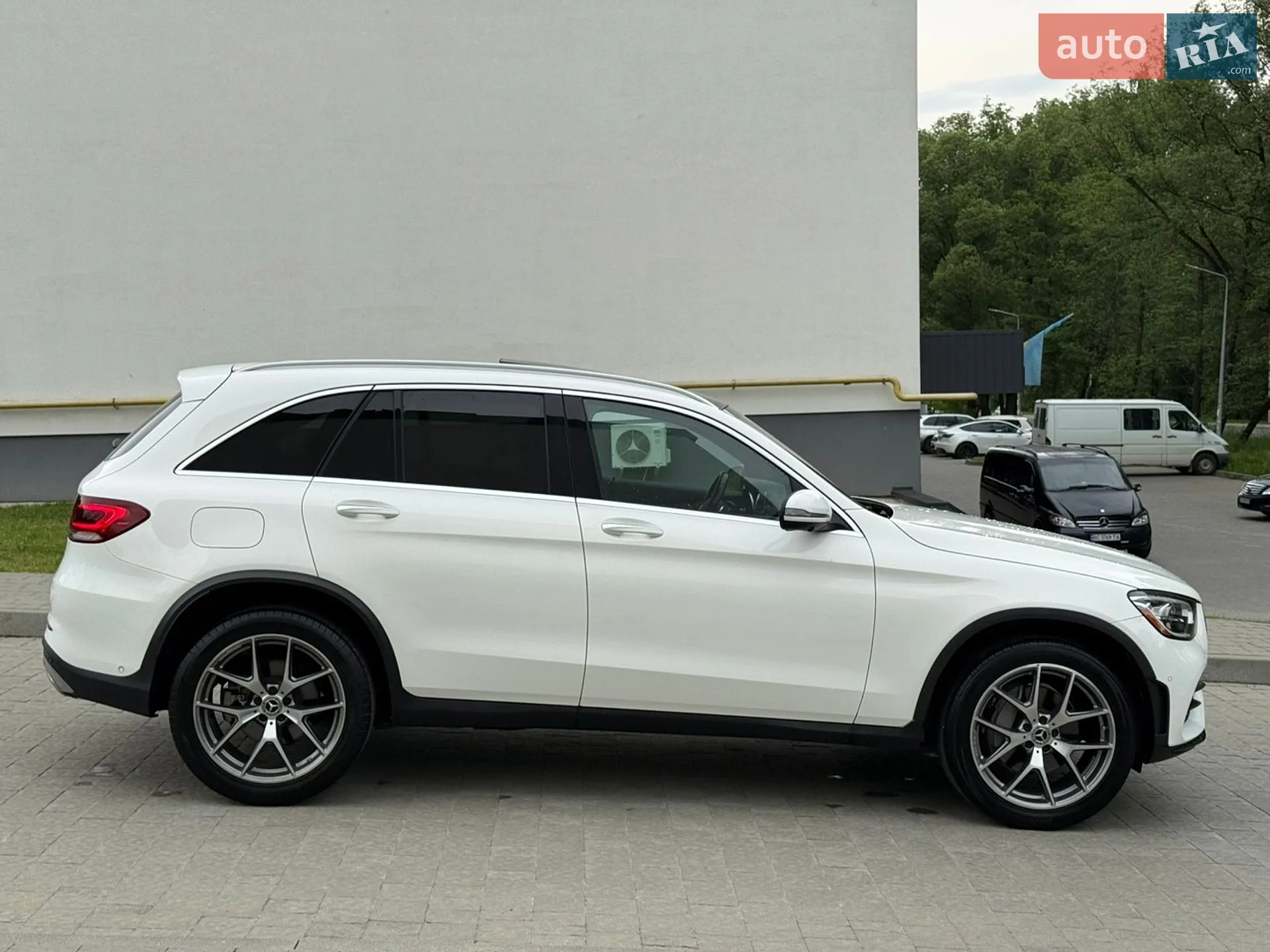 2021 Mercedes-Benz GLC - мініатюра 2