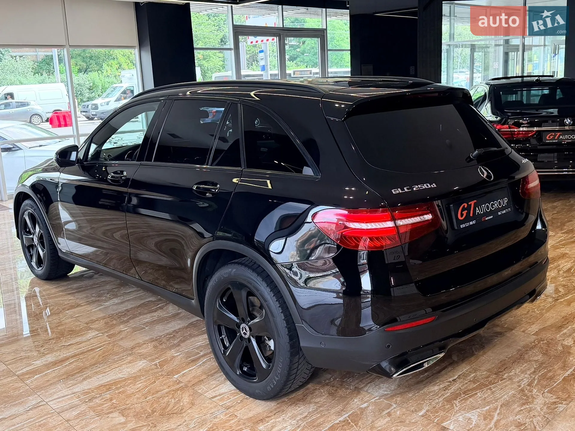 2017 Mercedes-Benz GLC - мініатюра 10