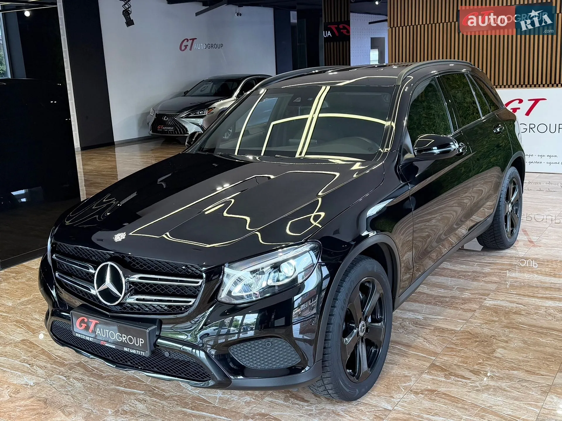 2017 Mercedes-Benz GLC - мініатюра 14