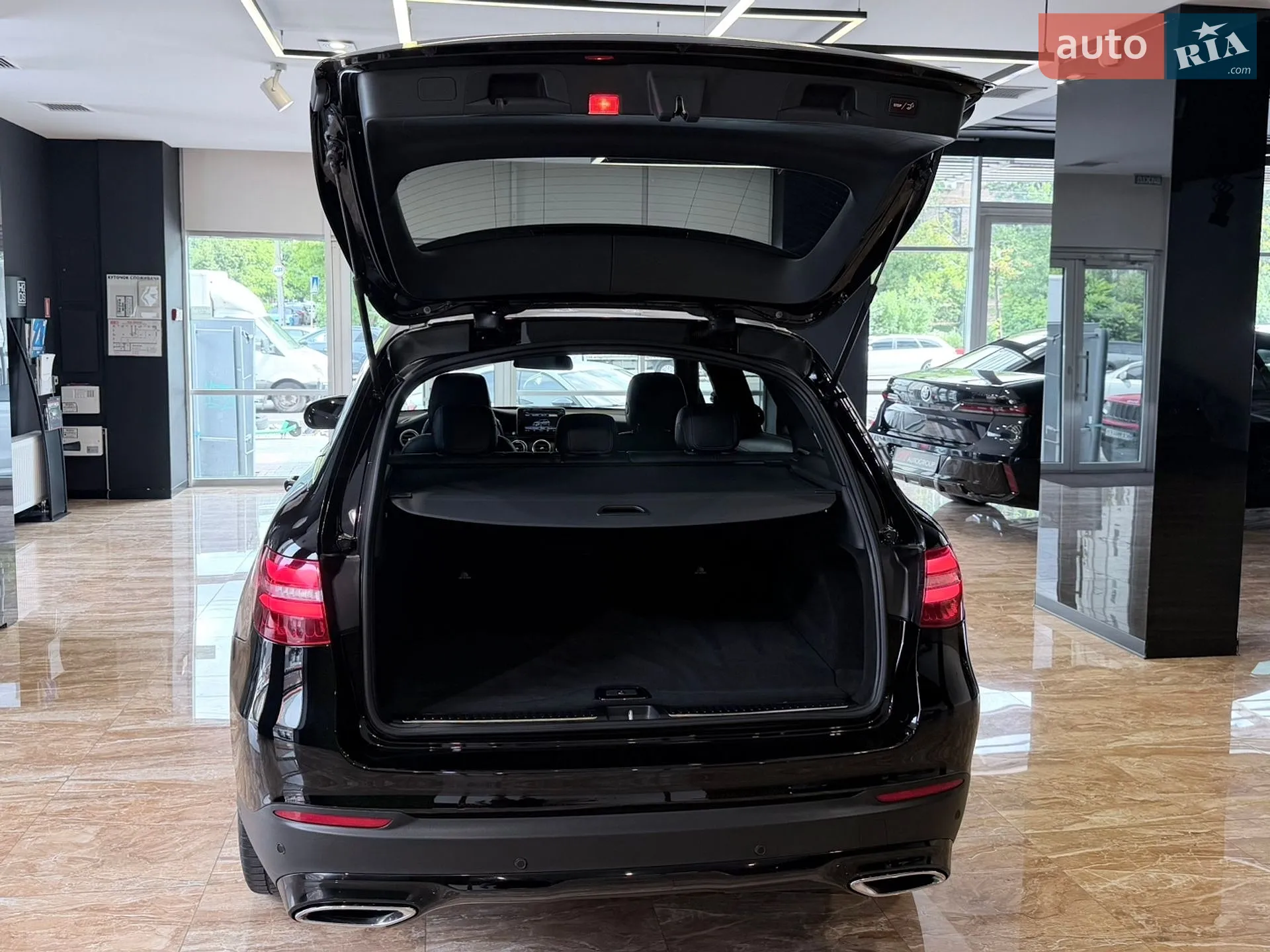 2017 Mercedes-Benz GLC - мініатюра 37