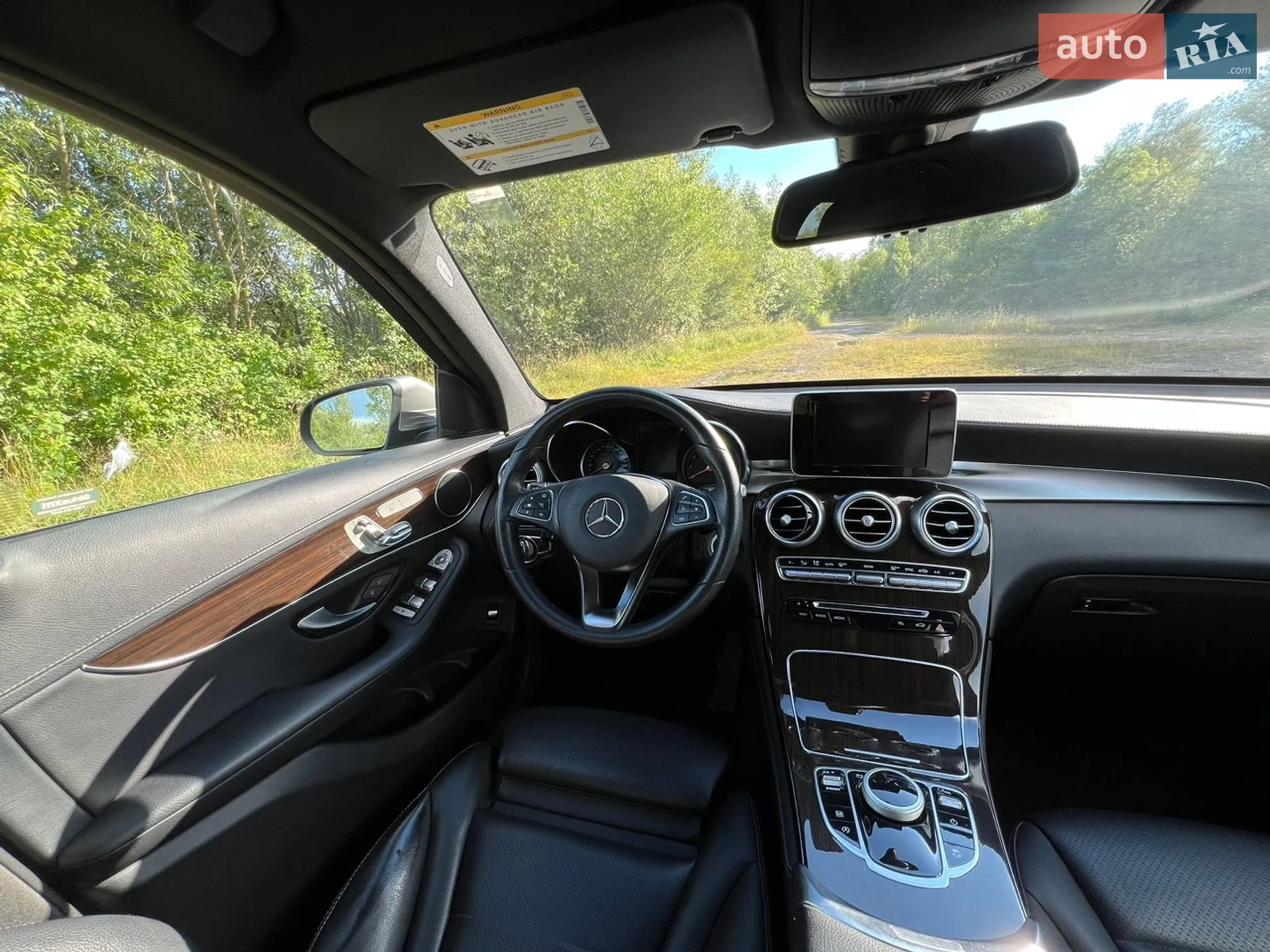 2019 Mercedes-Benz GLC - мініатюра 31