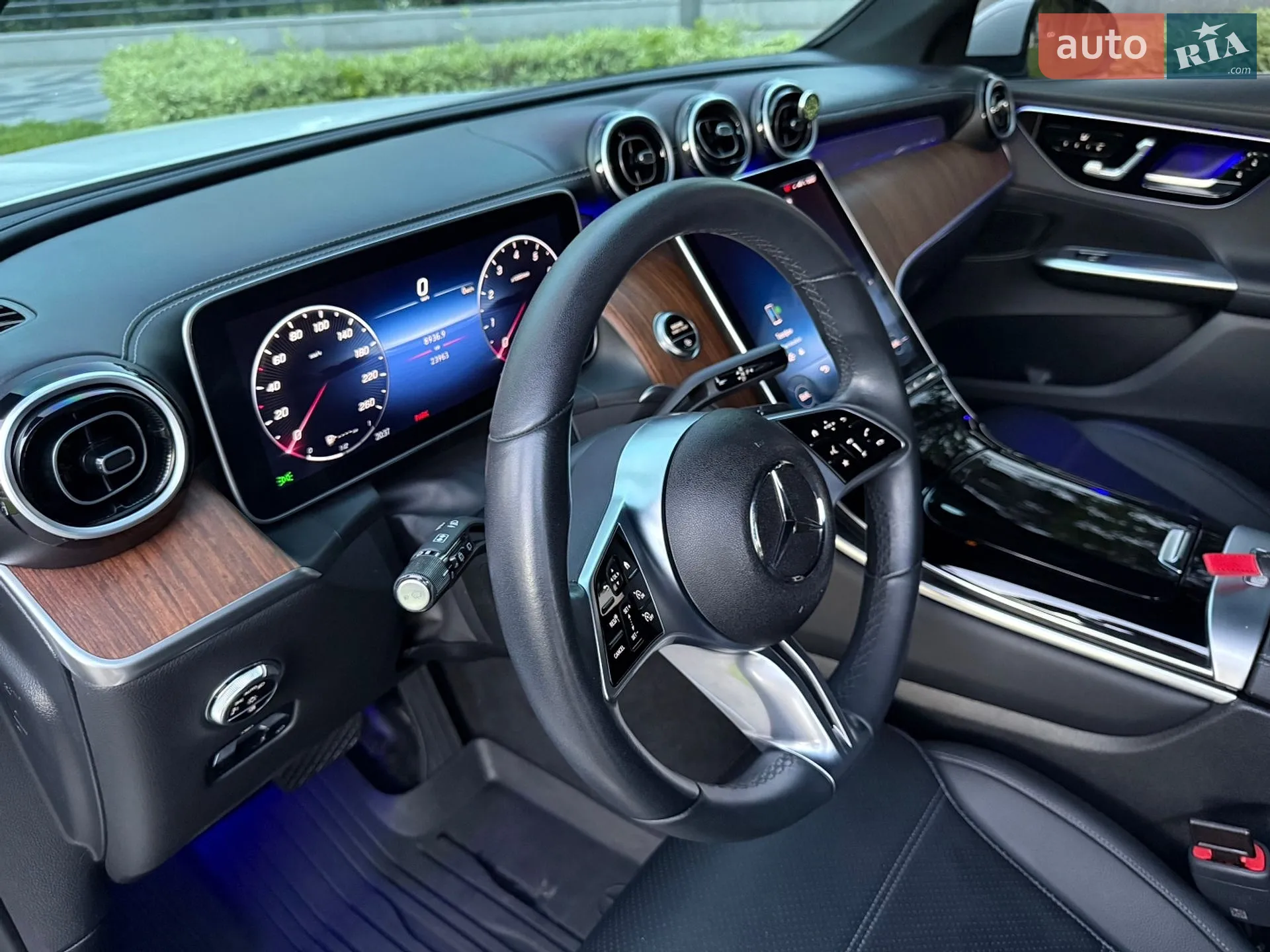 2023 Mercedes-Benz GLC - мініатюра 10