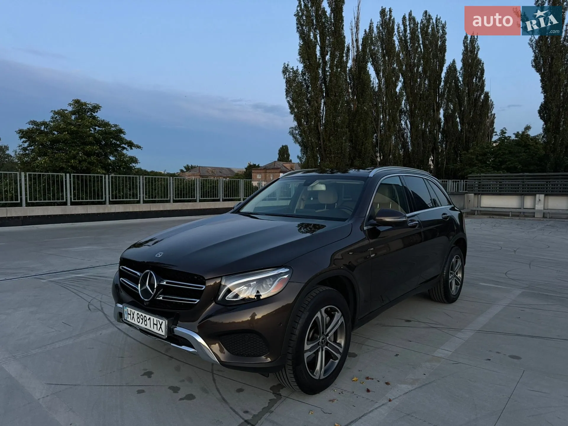 2017 Mercedes-Benz GLC - мініатюра 2