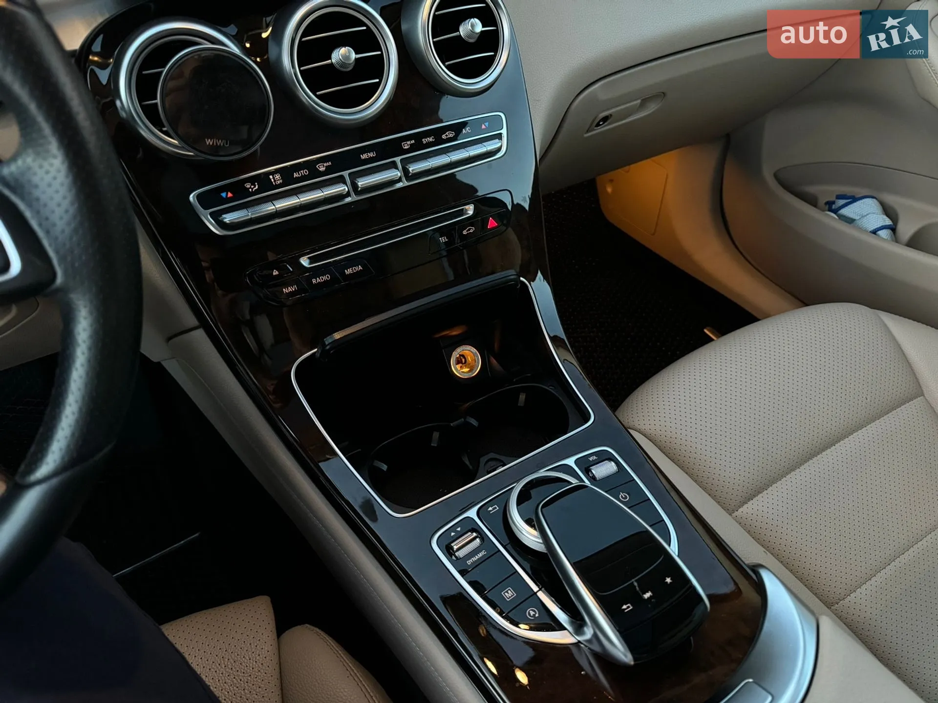 2017 Mercedes-Benz GLC - мініатюра 10