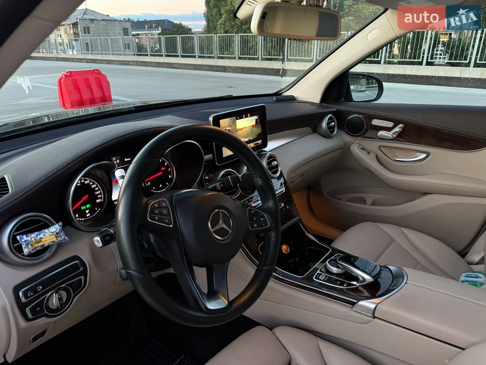 2017 Mercedes-Benz GLC - мініатюра 11