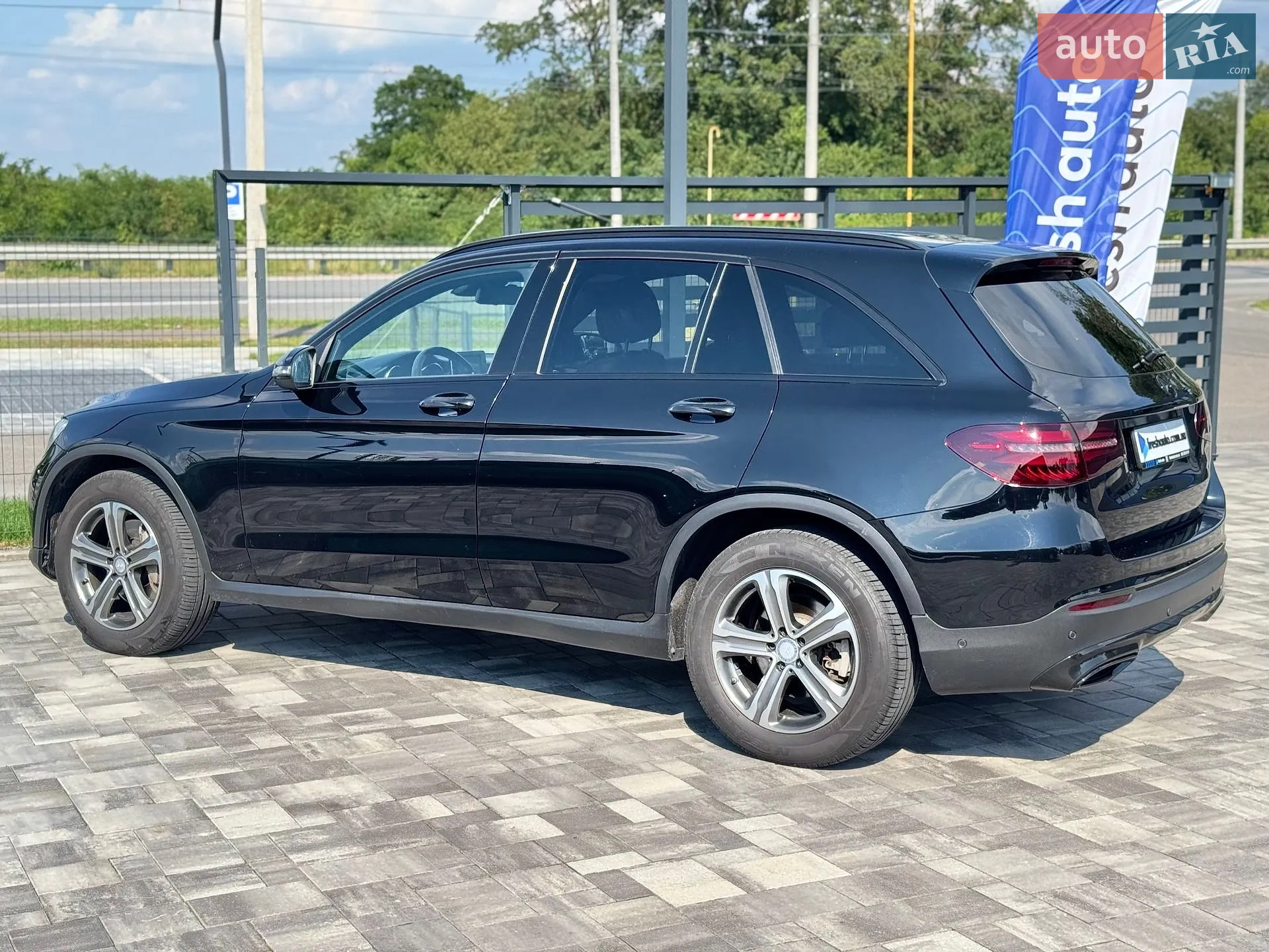 2018 Mercedes-Benz GLC - мініатюра 9
