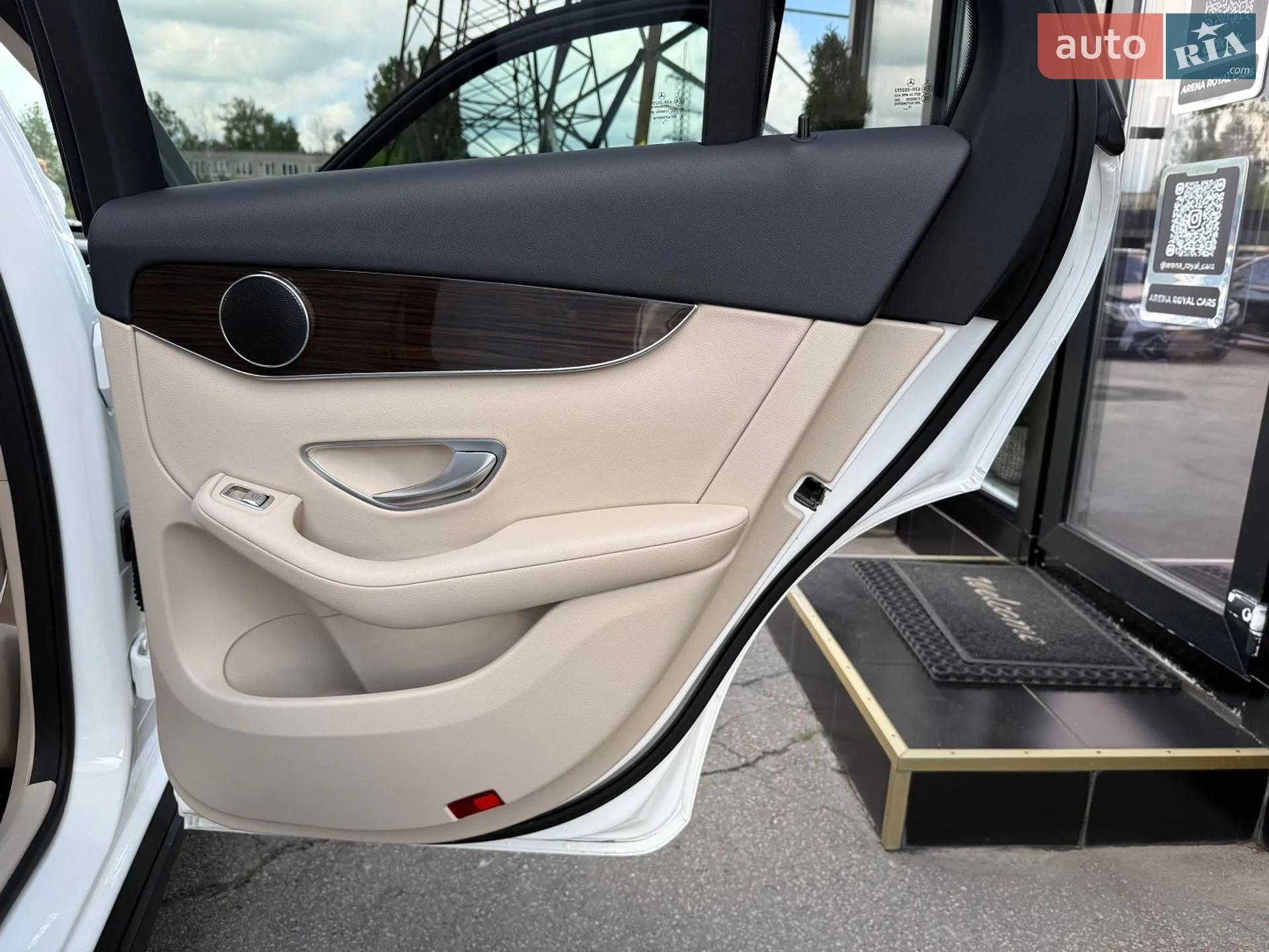 2018 Mercedes-Benz GLC - мініатюра 23