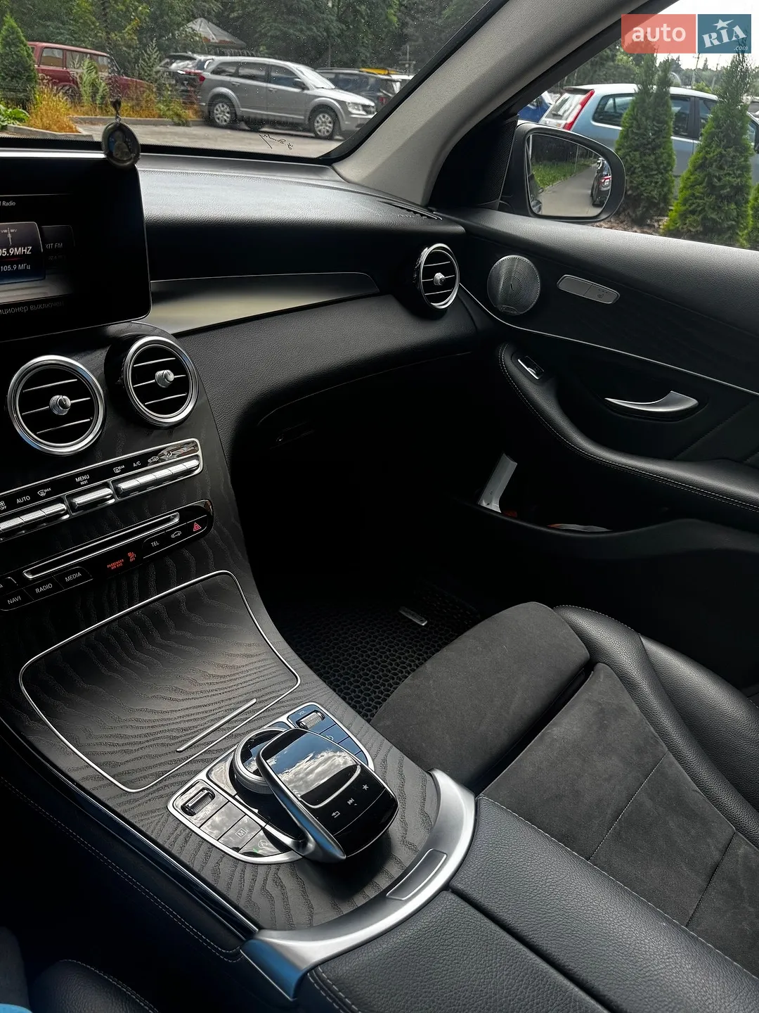 2018 Mercedes-Benz GLC - мініатюра 9