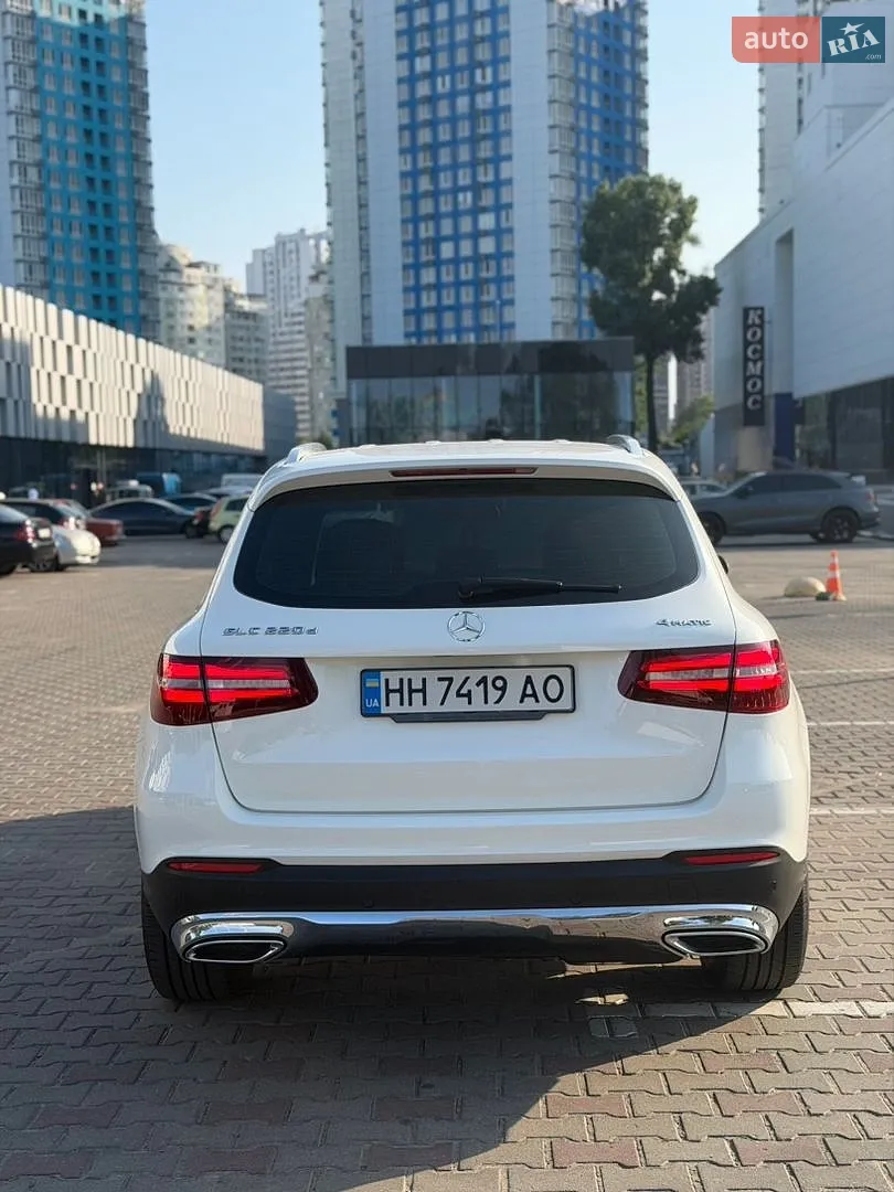 2016 Mercedes-Benz GLC - мініатюра 4