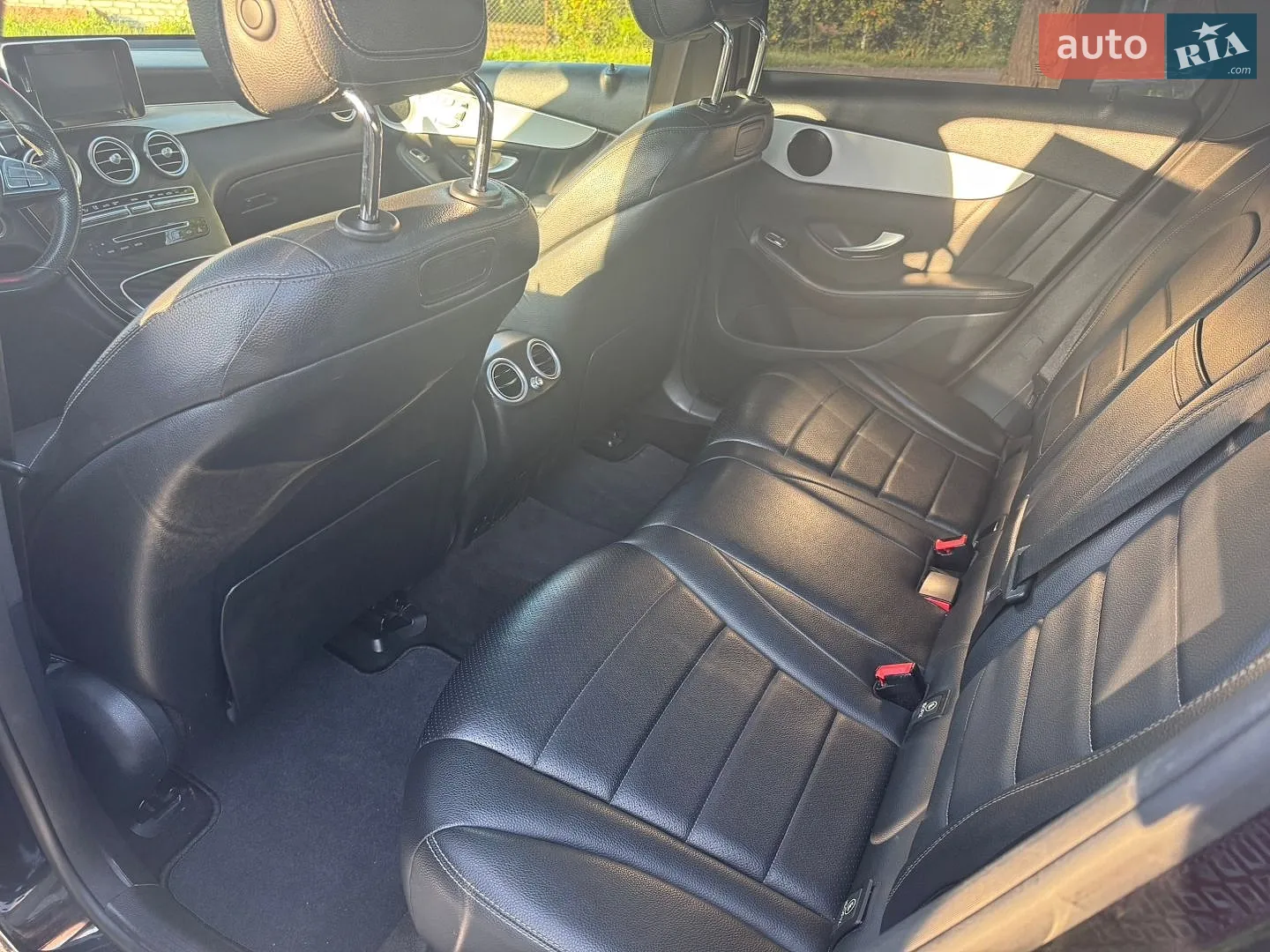 2019 Mercedes-Benz GLC - мініатюра 18