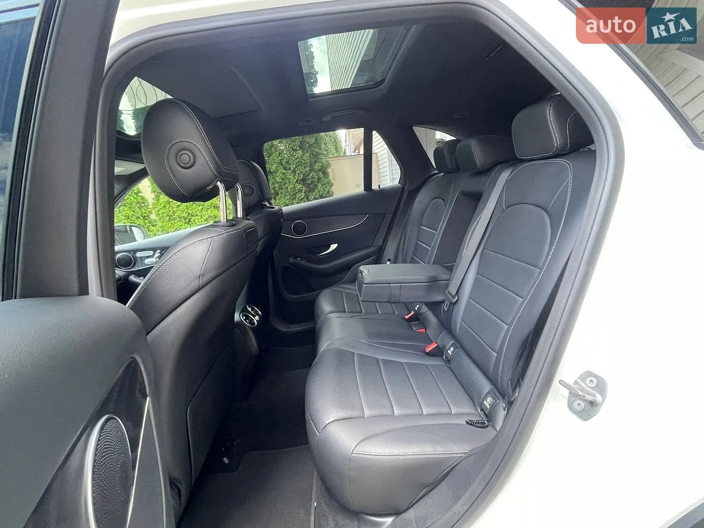 2018 Mercedes-Benz GLC - мініатюра 53
