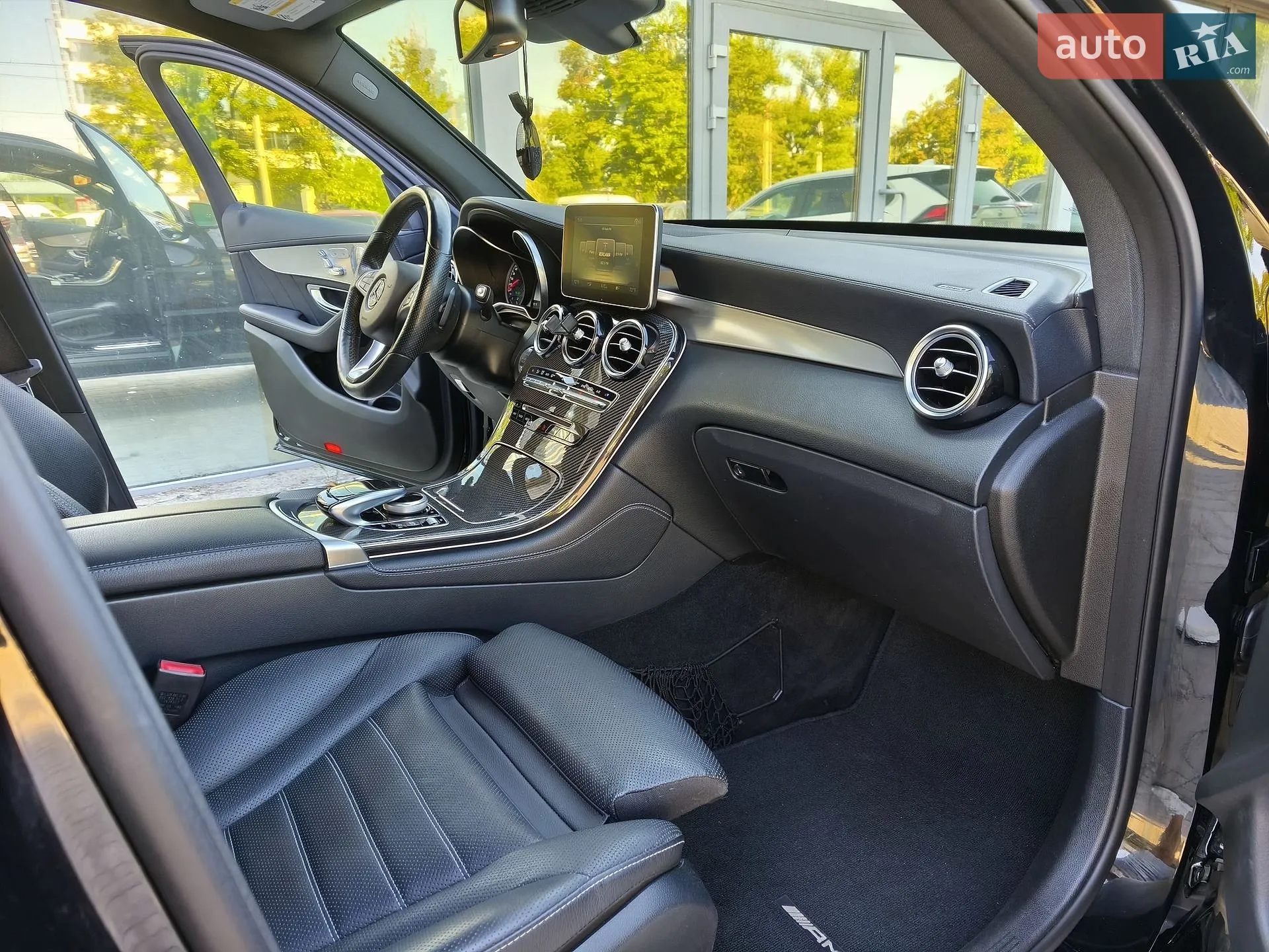 2017 Mercedes-Benz GLC - мініатюра 18