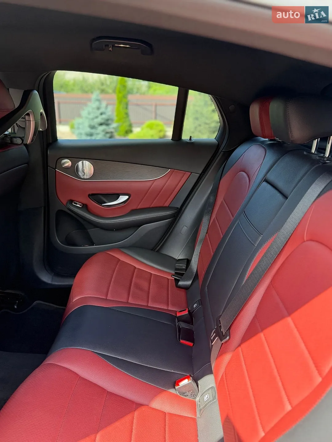 2019 Mercedes-Benz GLC - мініатюра 26