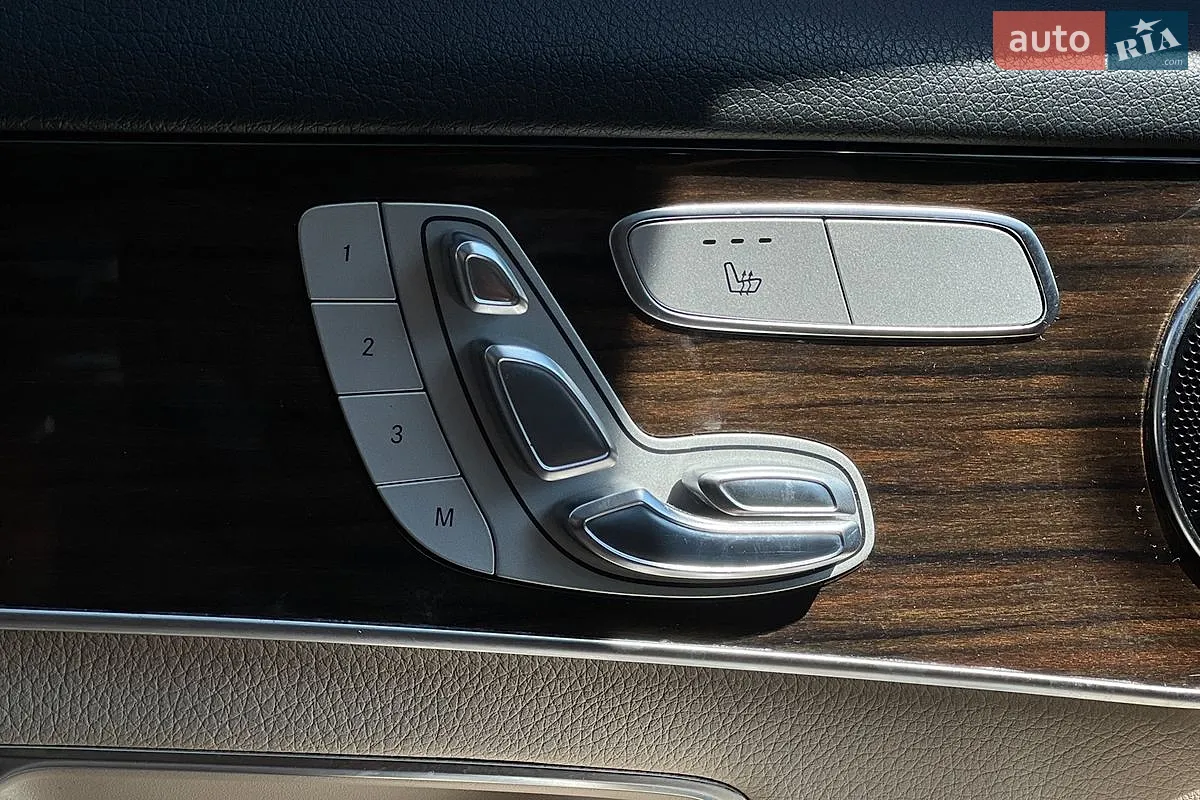 2016 Mercedes-Benz GLC - мініатюра 11