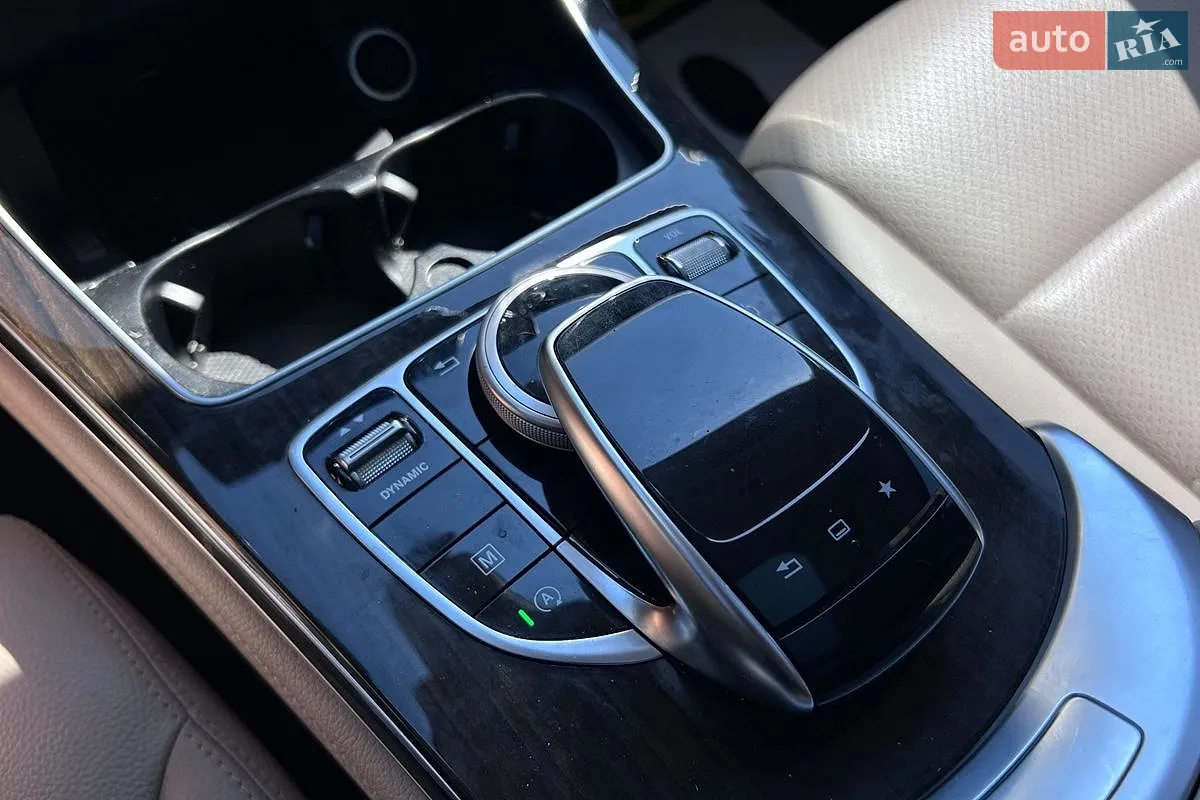 2016 Mercedes-Benz GLC - мініатюра 20