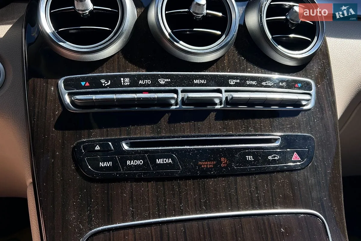 2016 Mercedes-Benz GLC - мініатюра 19