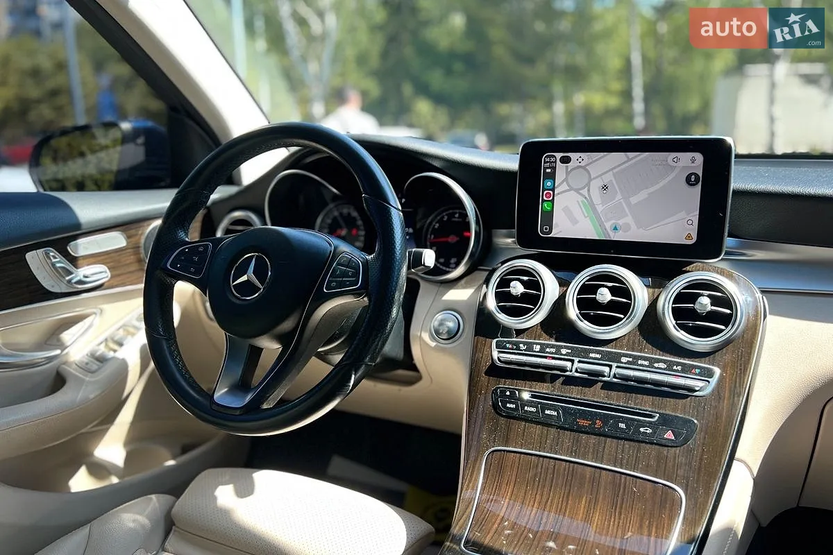 2016 Mercedes-Benz GLC - мініатюра 22