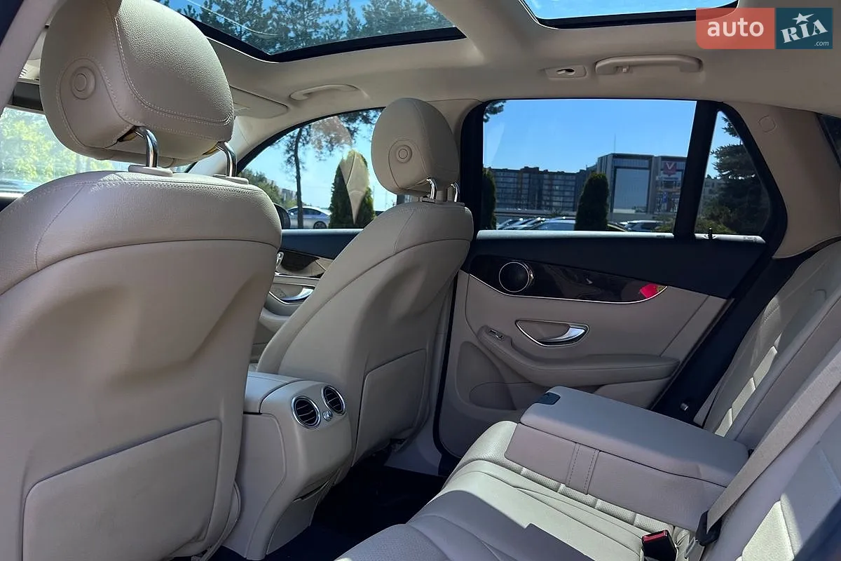 2016 Mercedes-Benz GLC - мініатюра 24