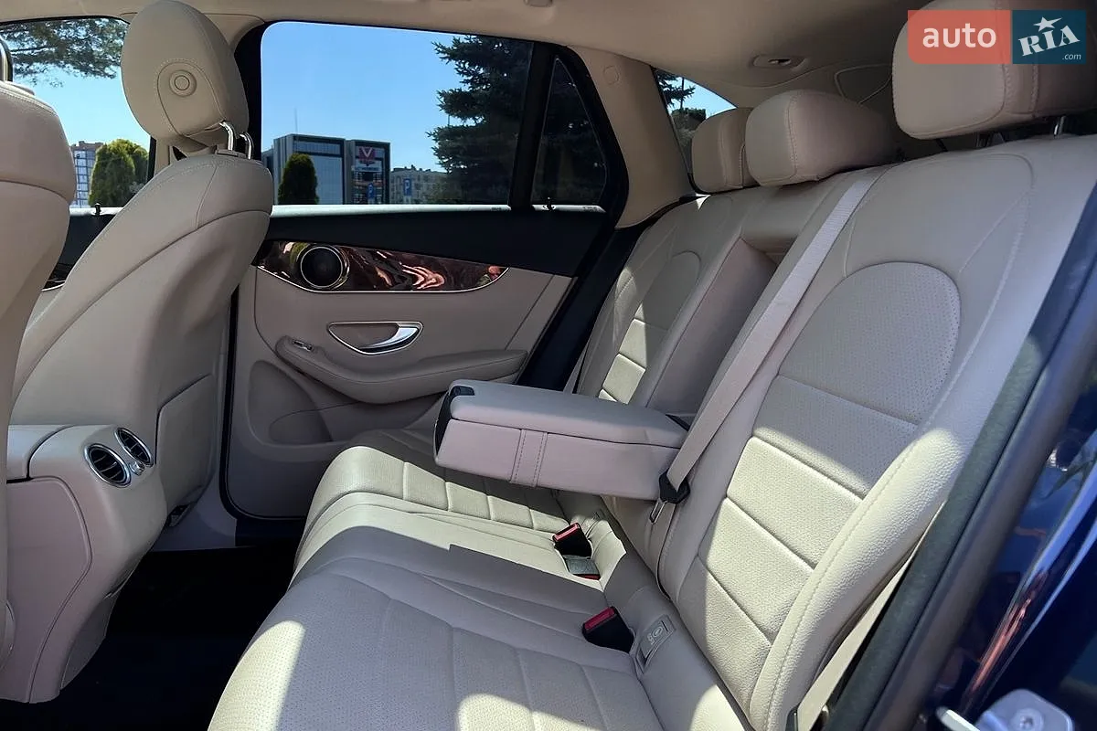 2016 Mercedes-Benz GLC - мініатюра 25