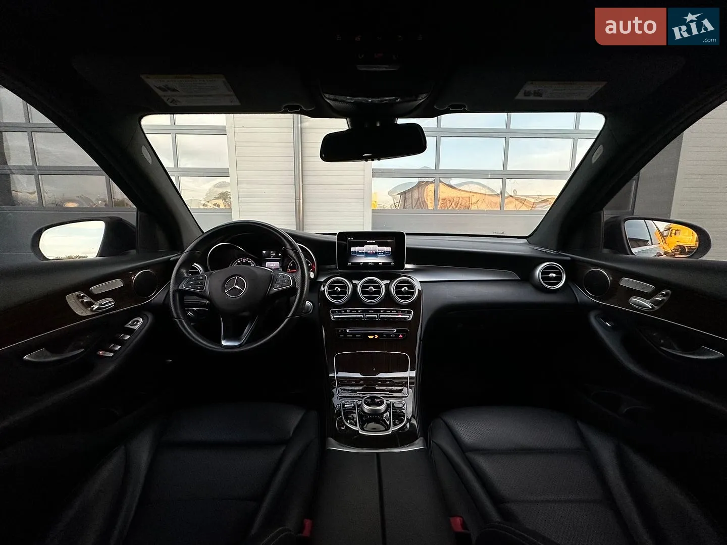 2020 Mercedes-Benz GLC - мініатюра 51