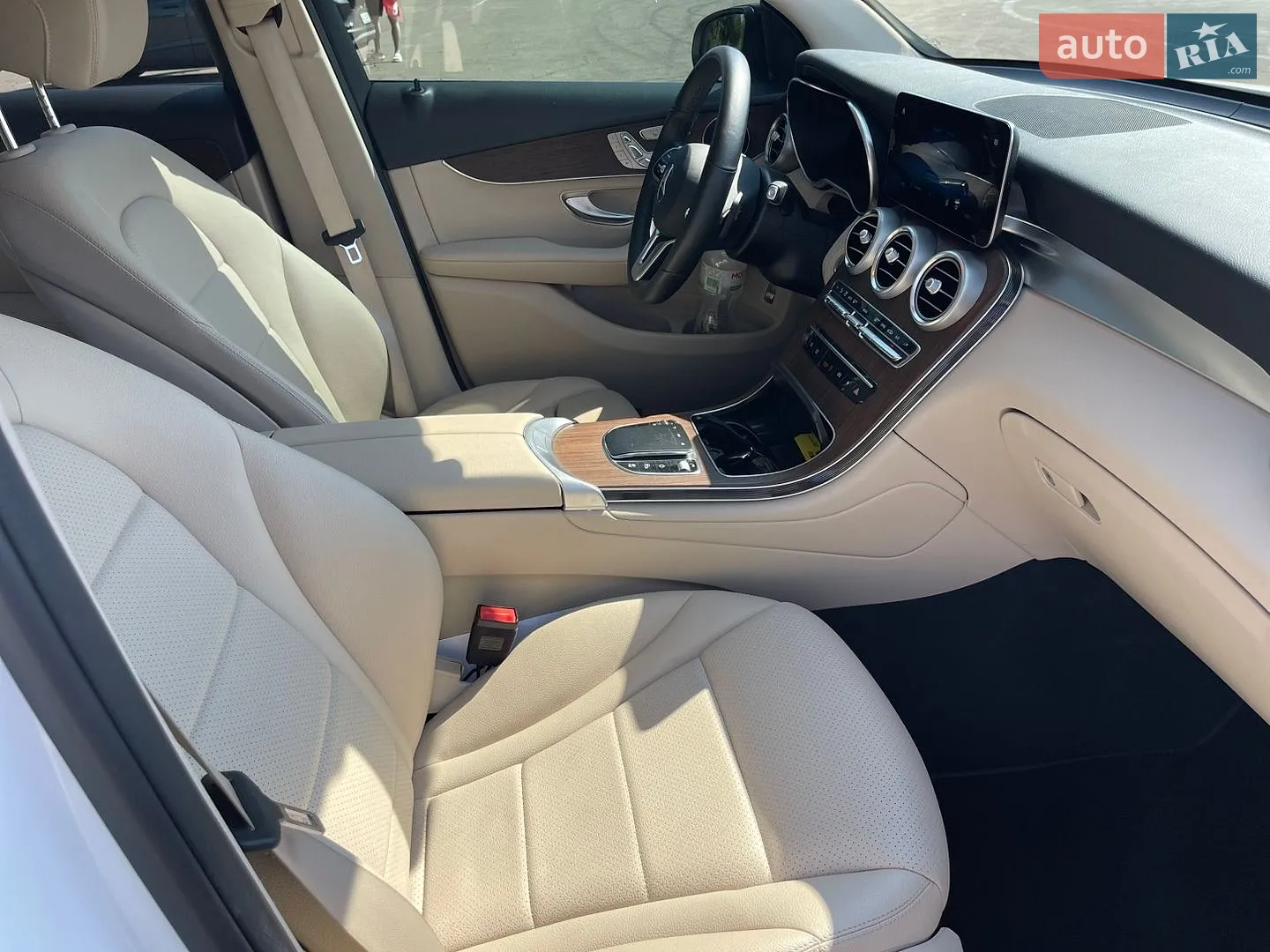 2022 Mercedes-Benz GLC - мініатюра 18