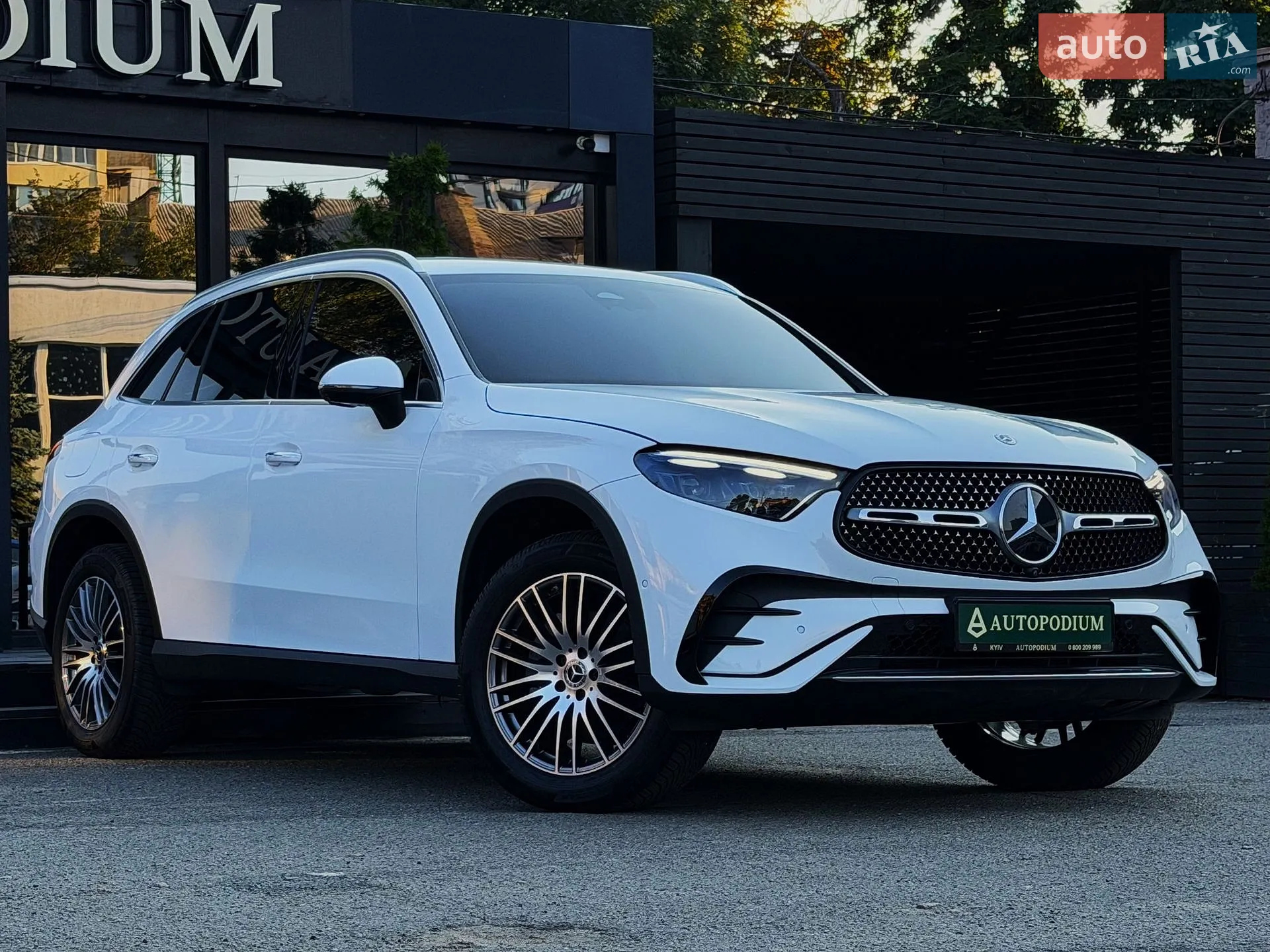 2024 Mercedes-Benz GLC - мініатюра 11