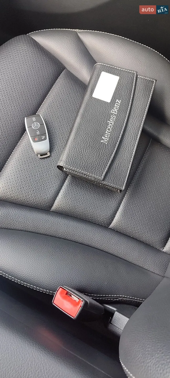 2019 Mercedes-Benz GLC - мініатюра 26