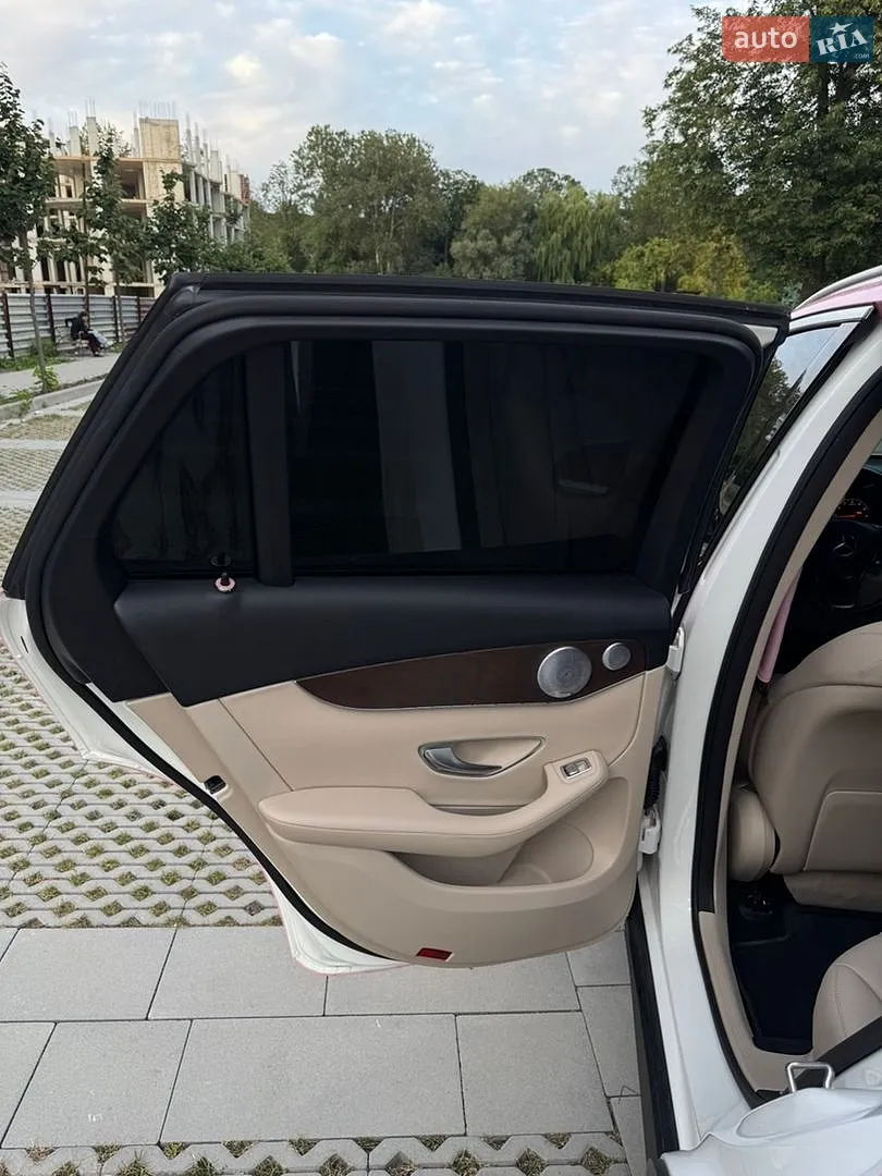 2018 Mercedes-Benz GLC - мініатюра 20