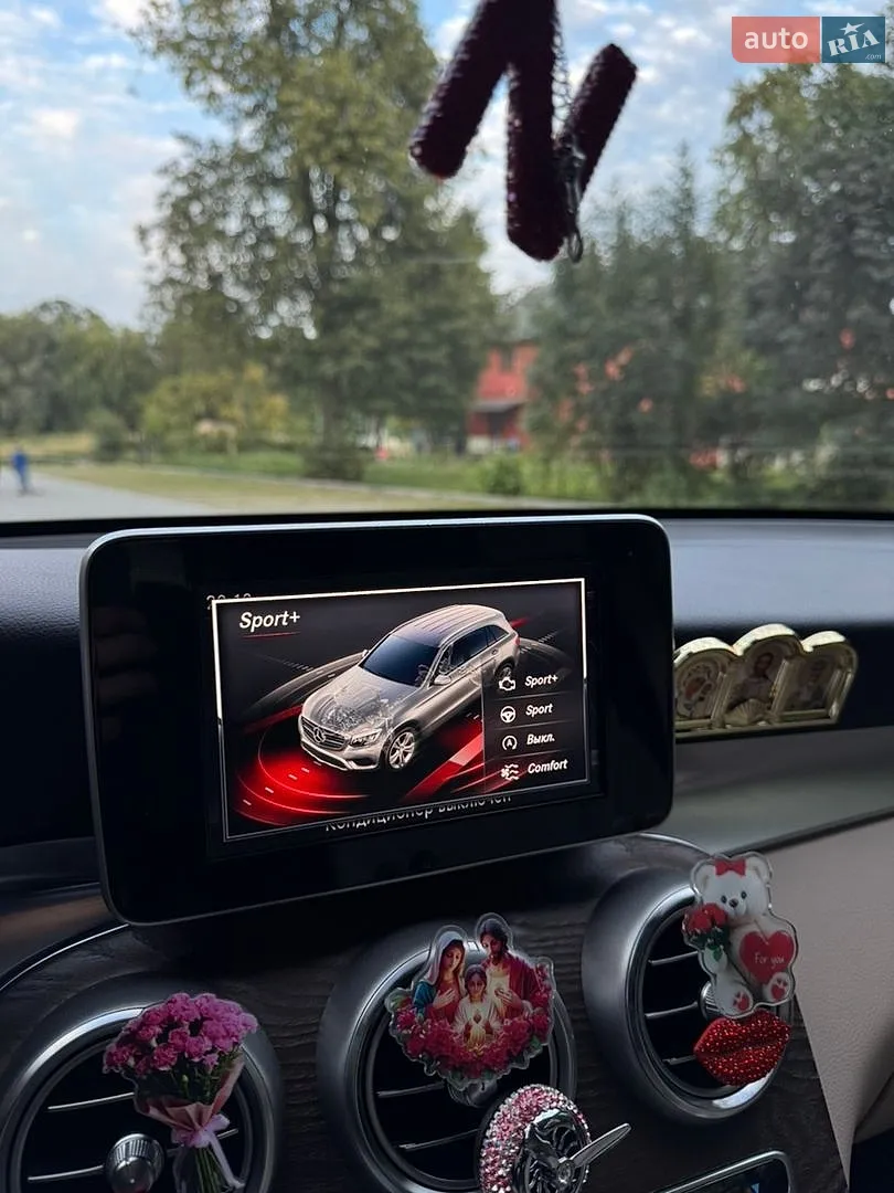 2018 Mercedes-Benz GLC - мініатюра 30