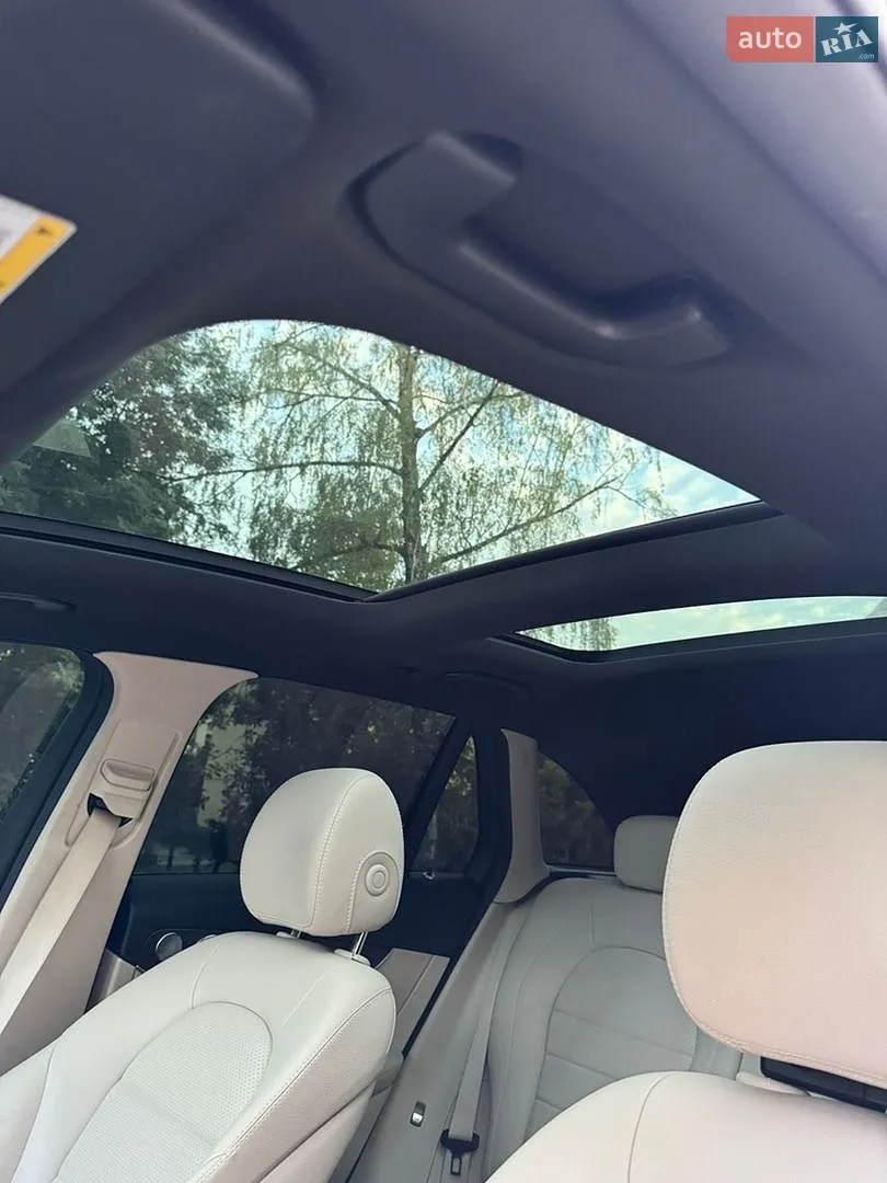 2018 Mercedes-Benz GLC - мініатюра 32